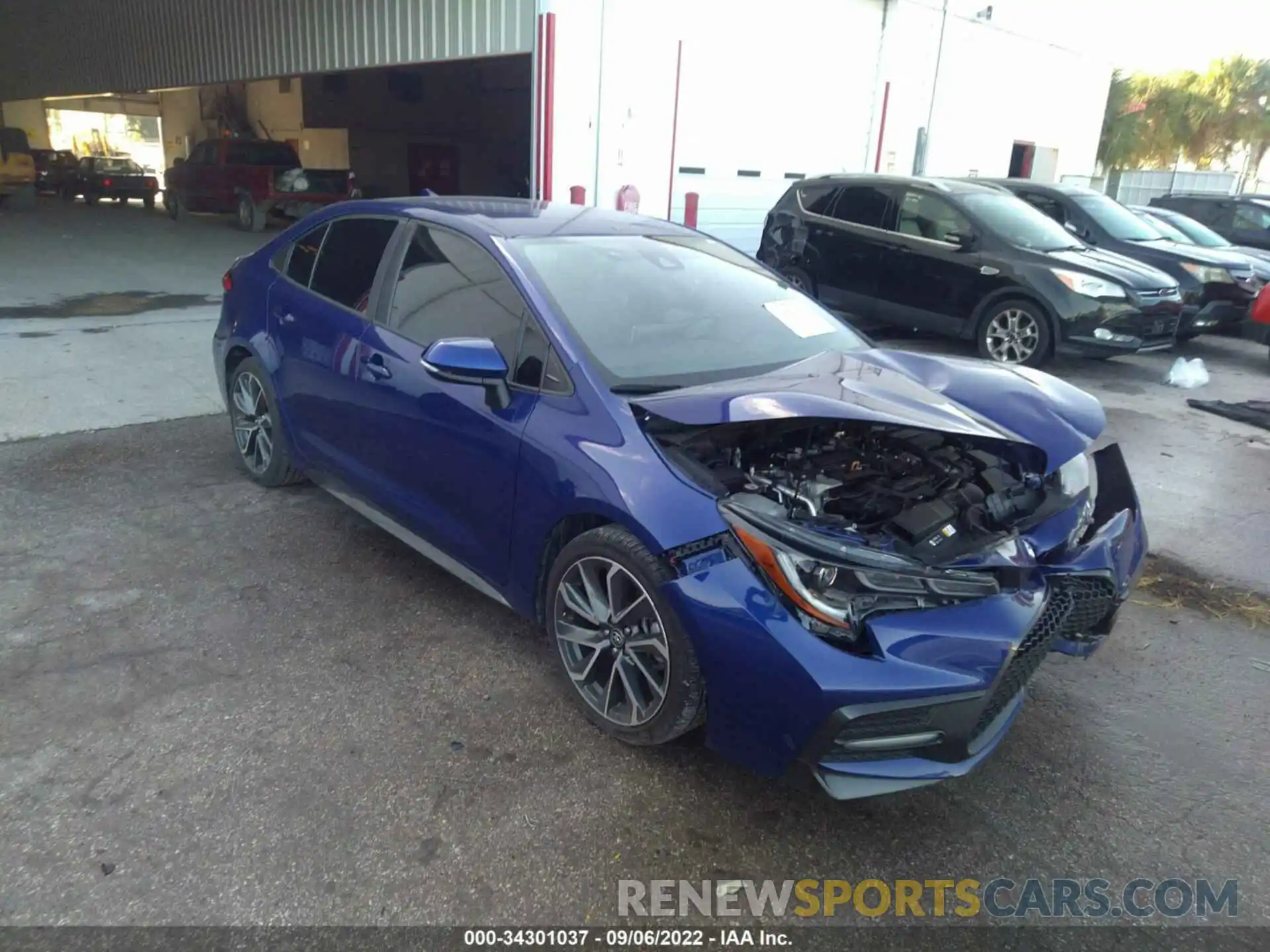 1 Photograph of a damaged car 5YFS4RCE5LP053764 TOYOTA COROLLA 2020