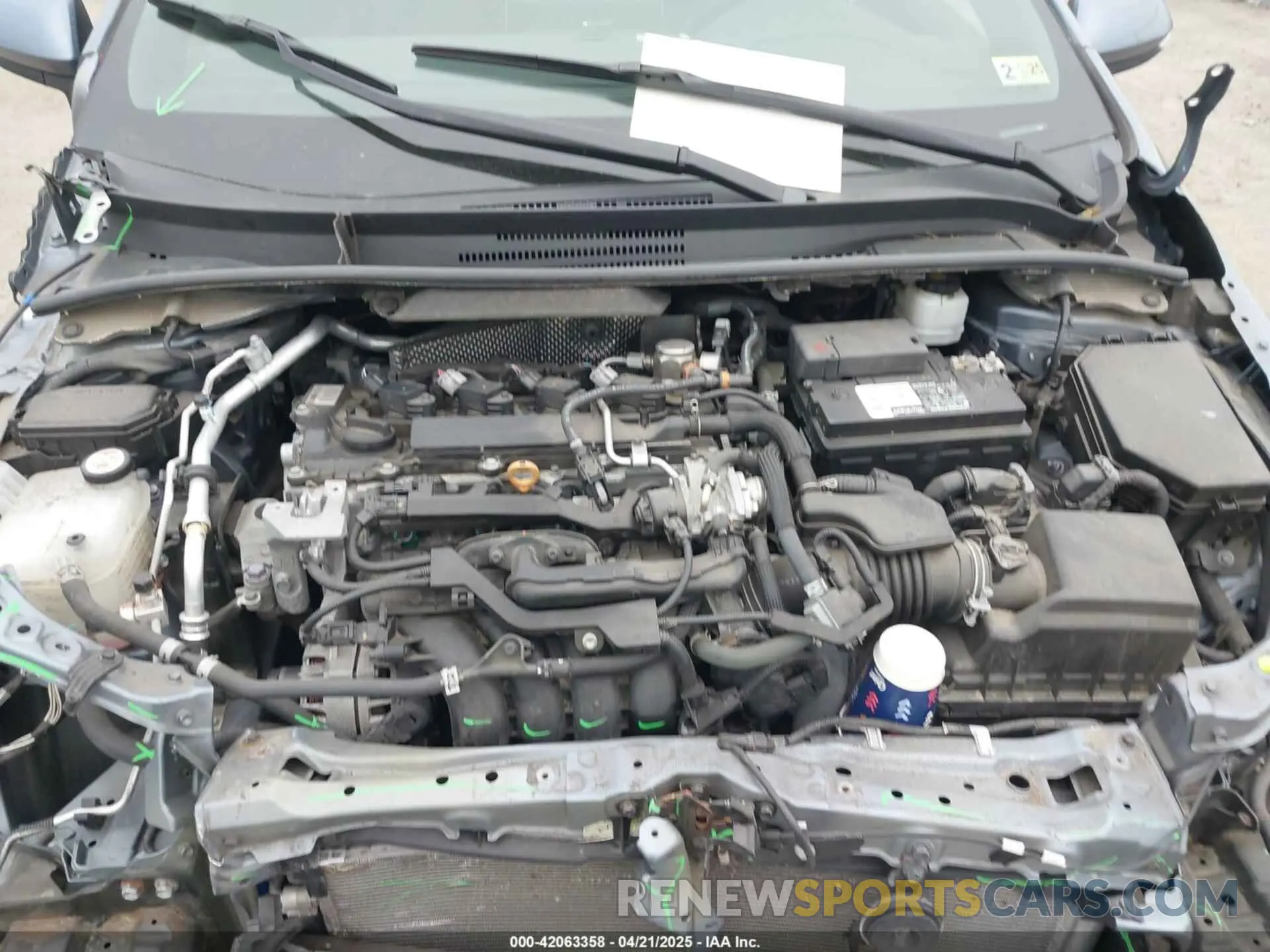 10 Photograph of a damaged car 5YFS4RCE5LP056583 TOYOTA COROLLA 2020