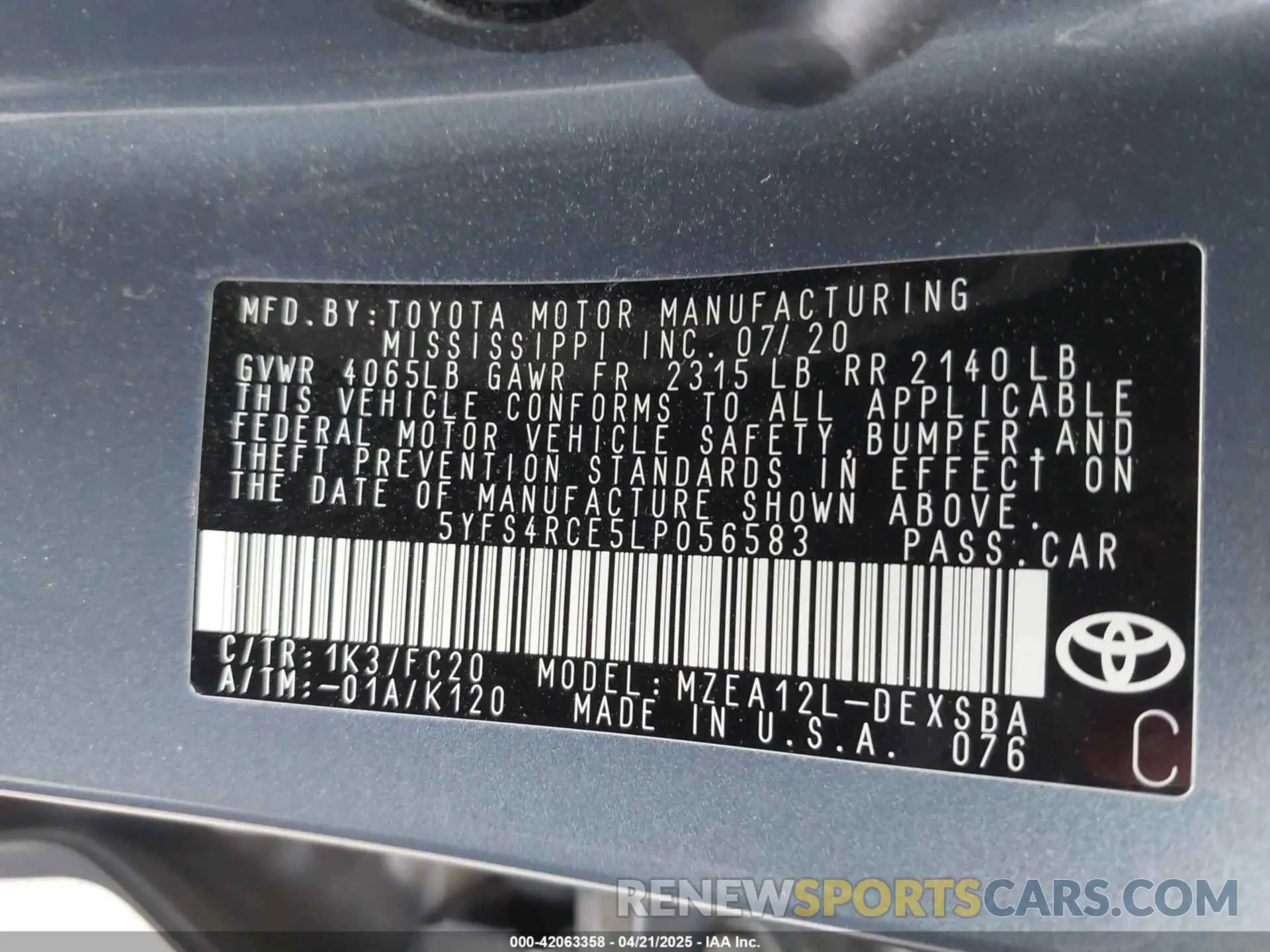 9 Photograph of a damaged car 5YFS4RCE5LP056583 TOYOTA COROLLA 2020