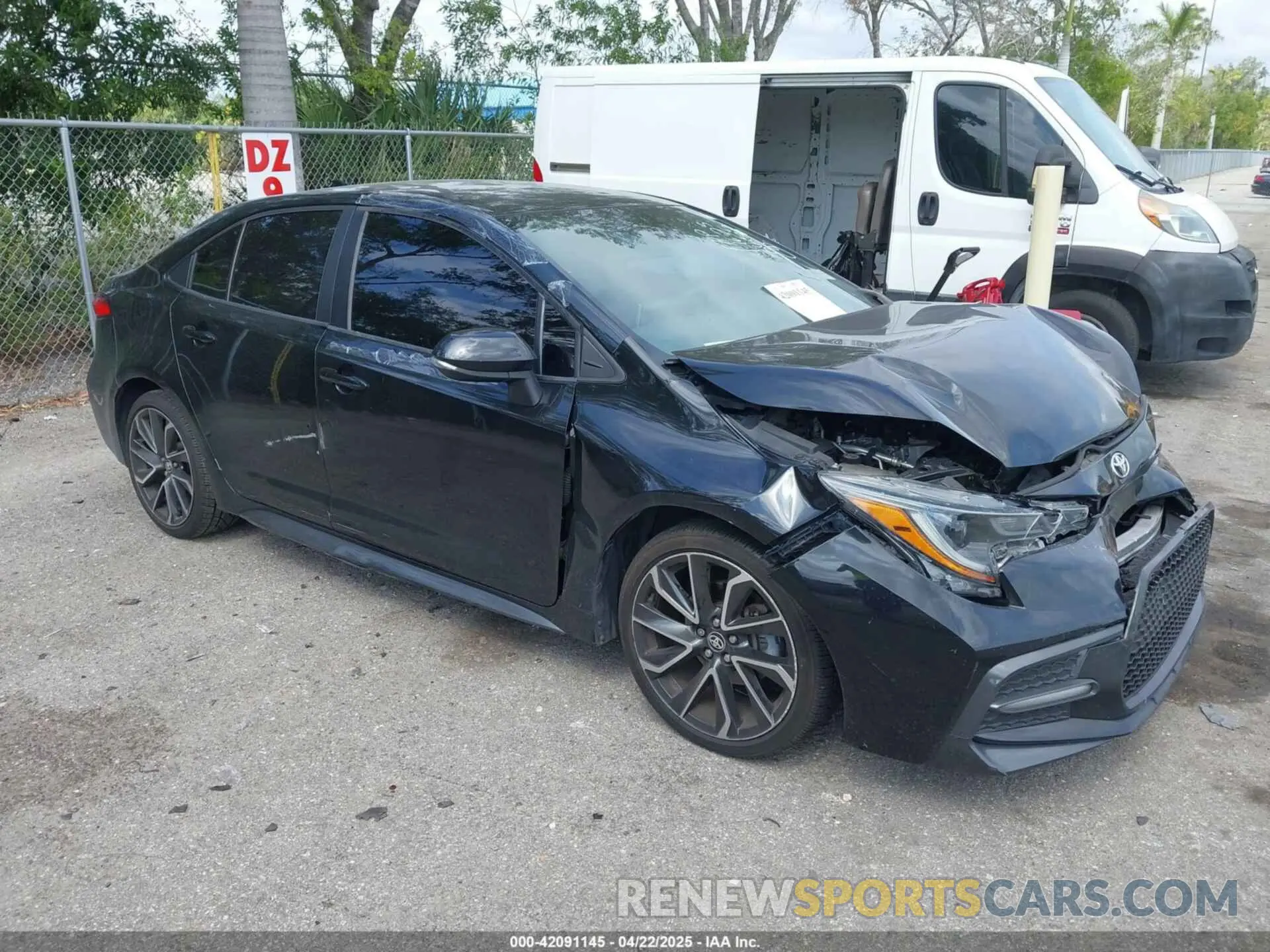 1 Photograph of a damaged car 5YFS4RCE6LP008655 TOYOTA COROLLA 2020