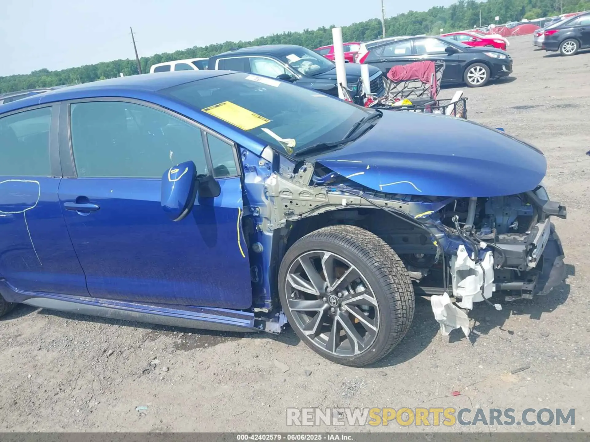 18 Photograph of a damaged car 5YFS4RCE6LP011930 TOYOTA COROLLA 2020