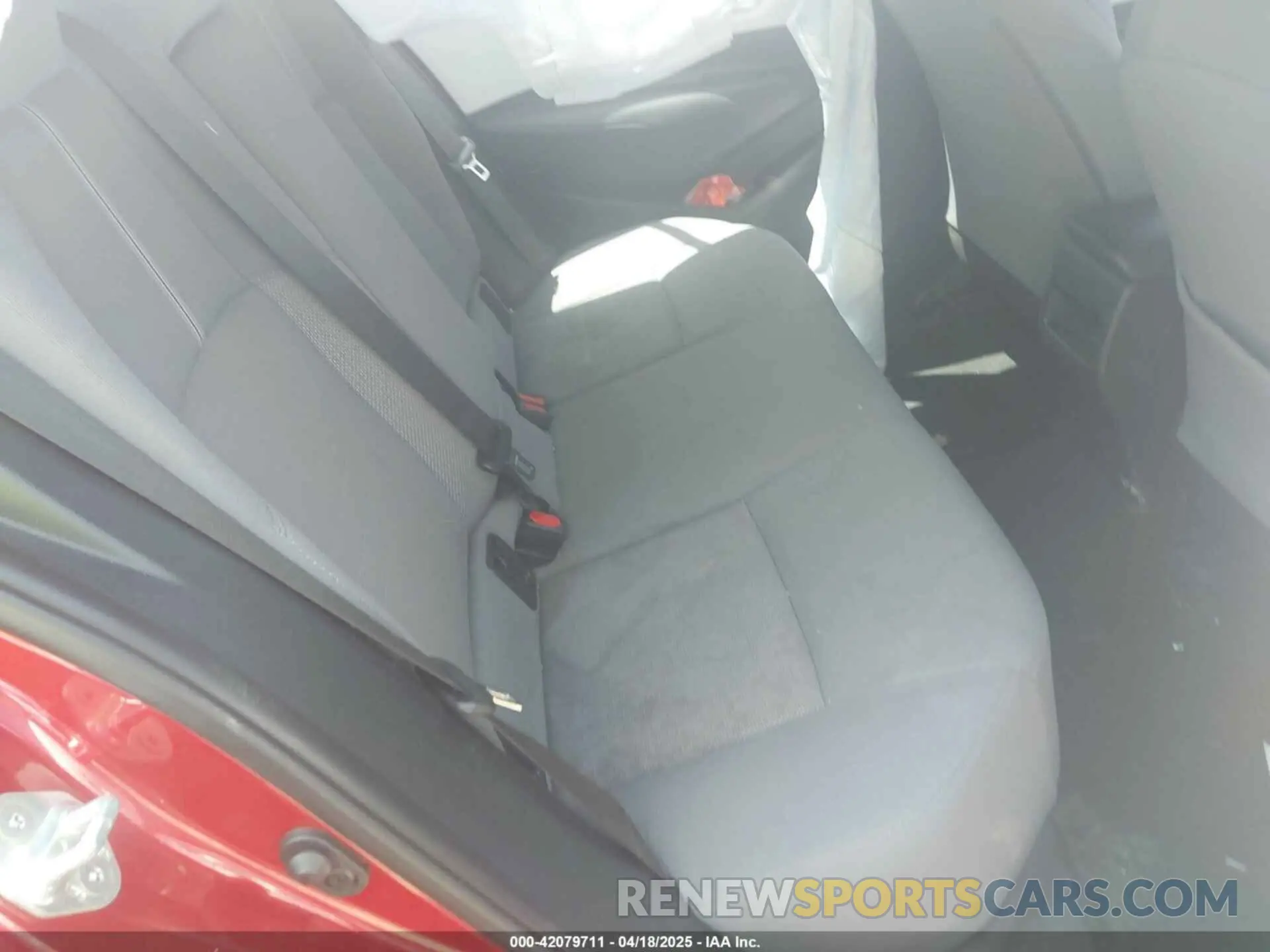 8 Photograph of a damaged car 5YFS4RCE6LP016741 TOYOTA COROLLA 2020