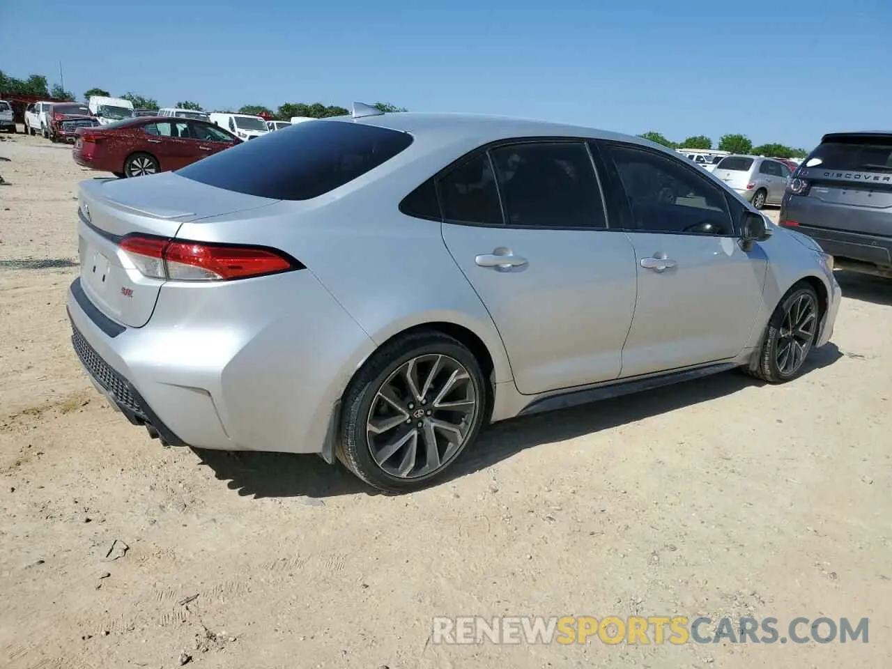 3 Photograph of a damaged car 5YFS4RCE6LP024676 TOYOTA COROLLA 2020