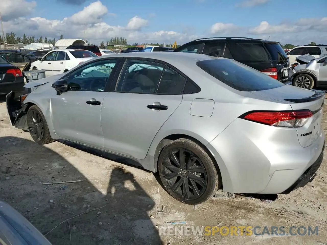 2 Photograph of a damaged car 5YFS4RCE6LP030154 TOYOTA COROLLA 2020