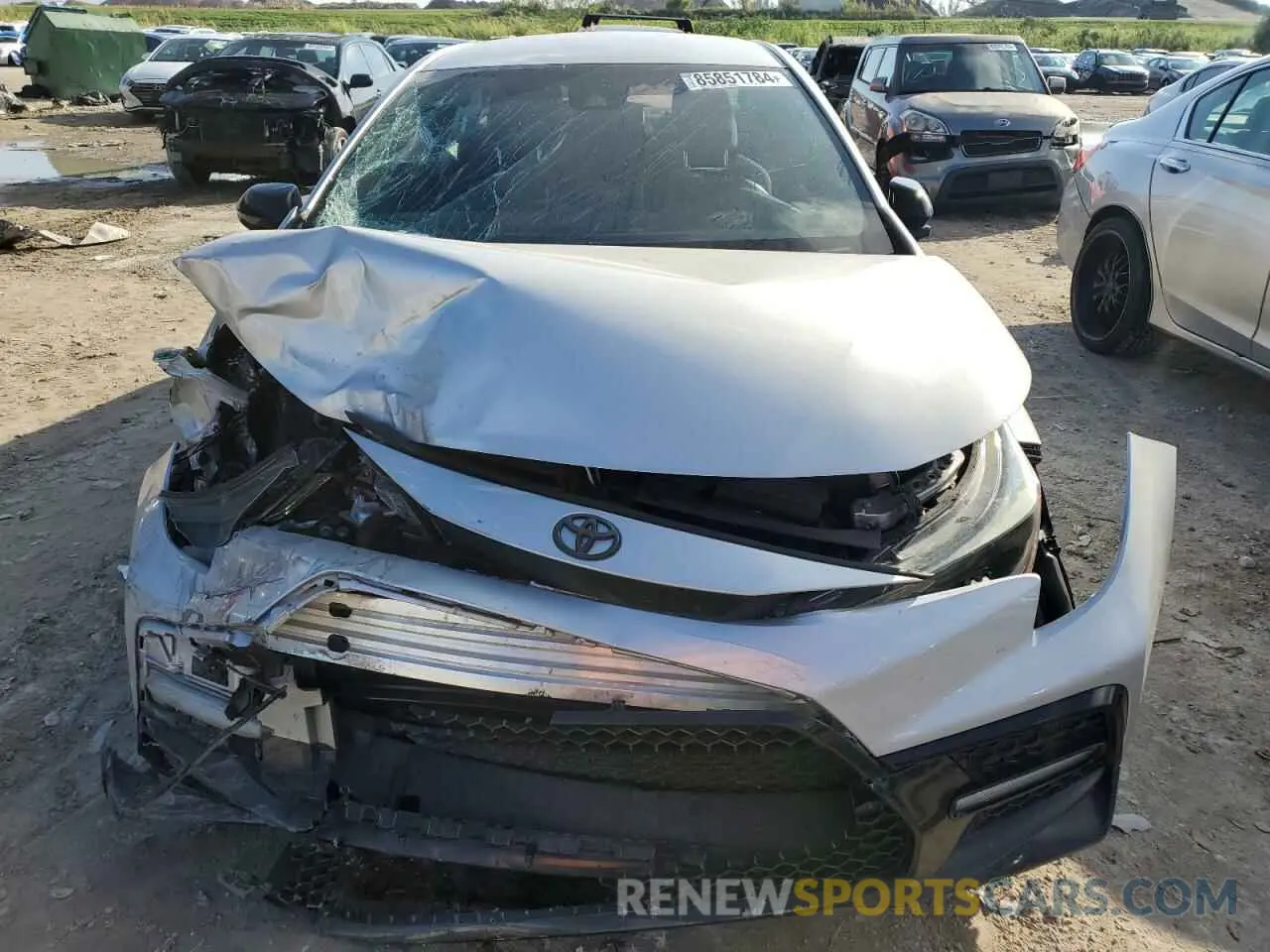 5 Photograph of a damaged car 5YFS4RCE6LP030154 TOYOTA COROLLA 2020