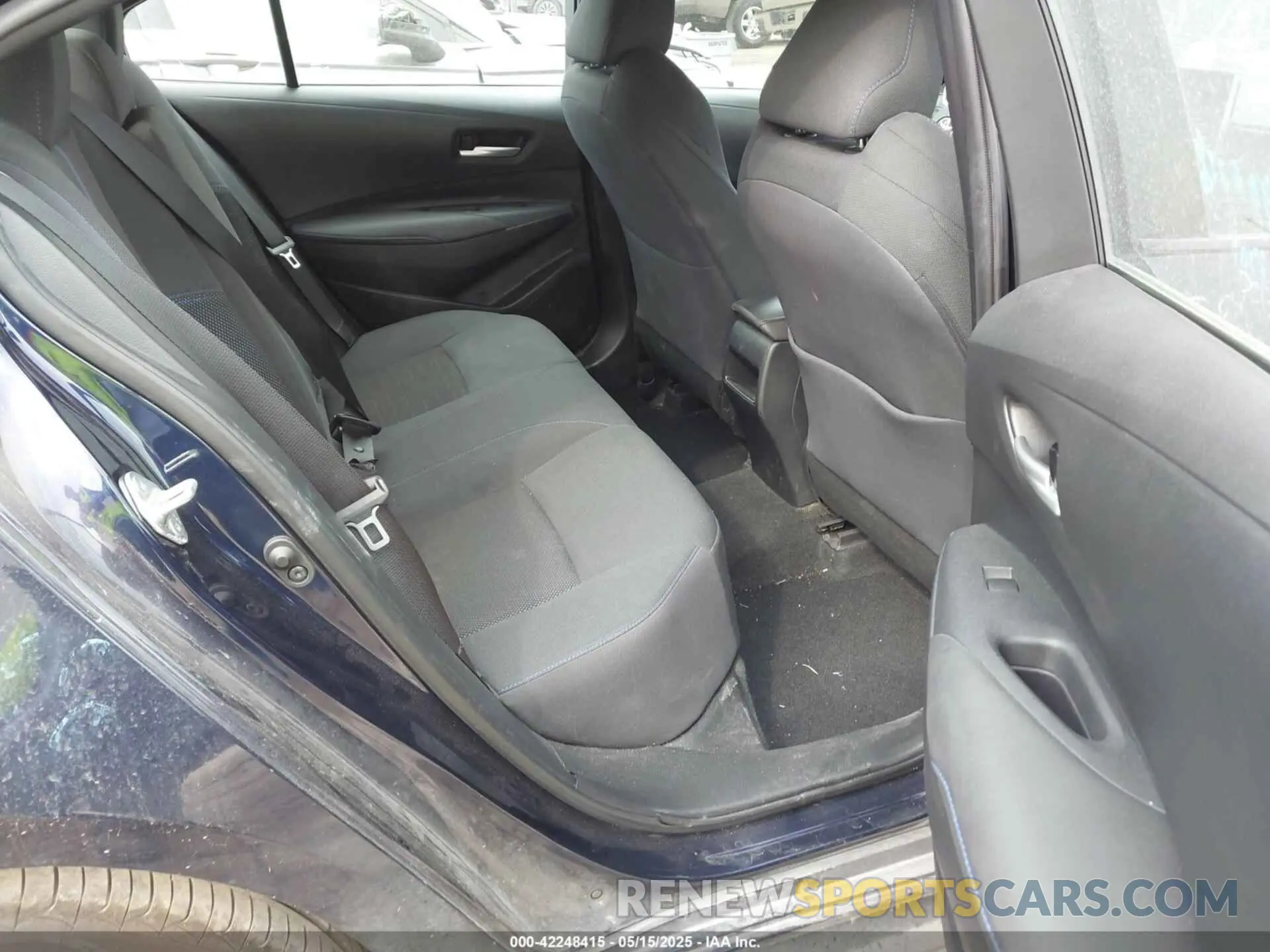 8 Photograph of a damaged car 5YFS4RCE6LP040831 TOYOTA COROLLA 2020
