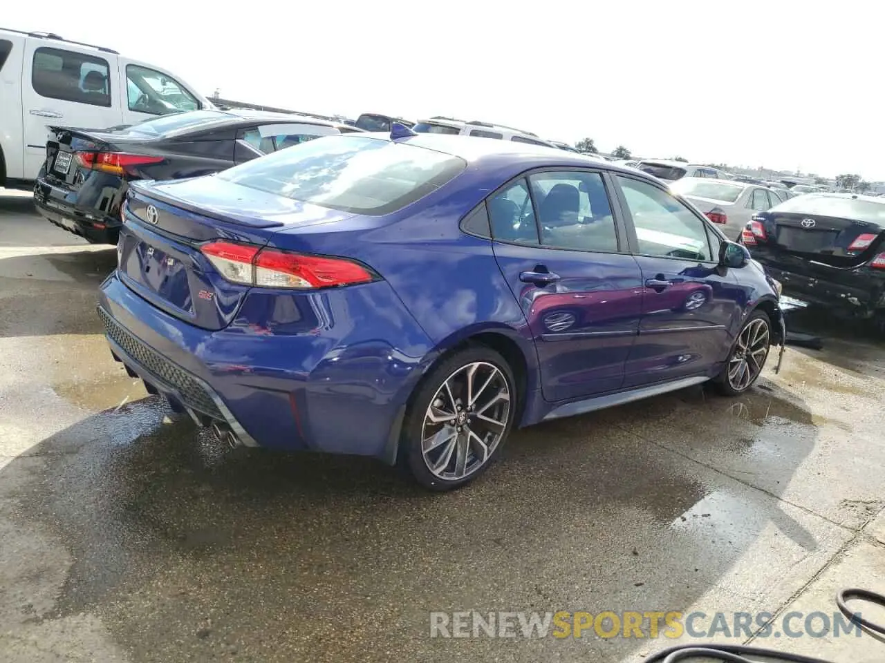 3 Photograph of a damaged car 5YFS4RCE6LP042935 TOYOTA COROLLA 2020