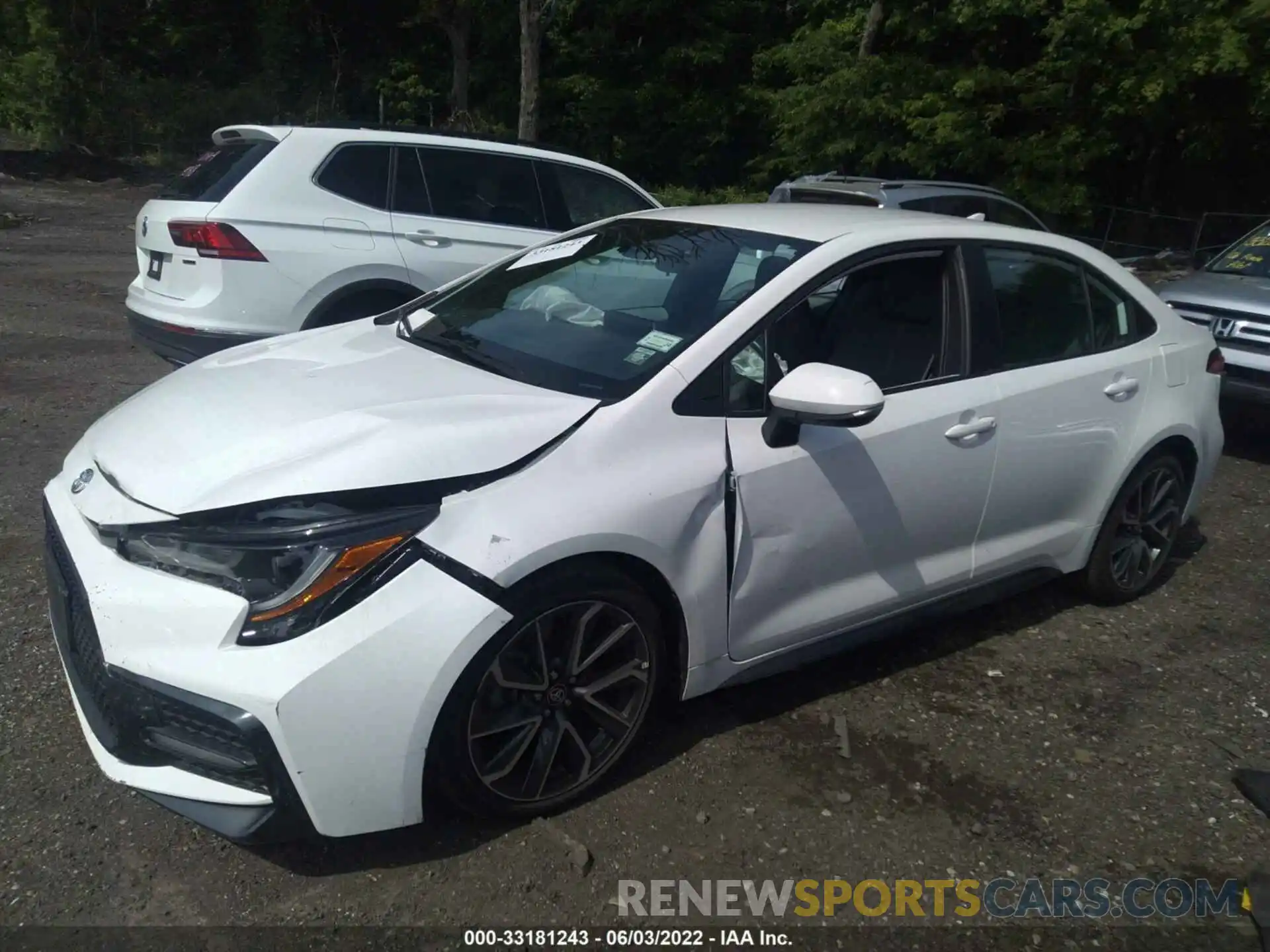 2 Photograph of a damaged car 5YFS4RCE6LP051179 TOYOTA COROLLA 2020