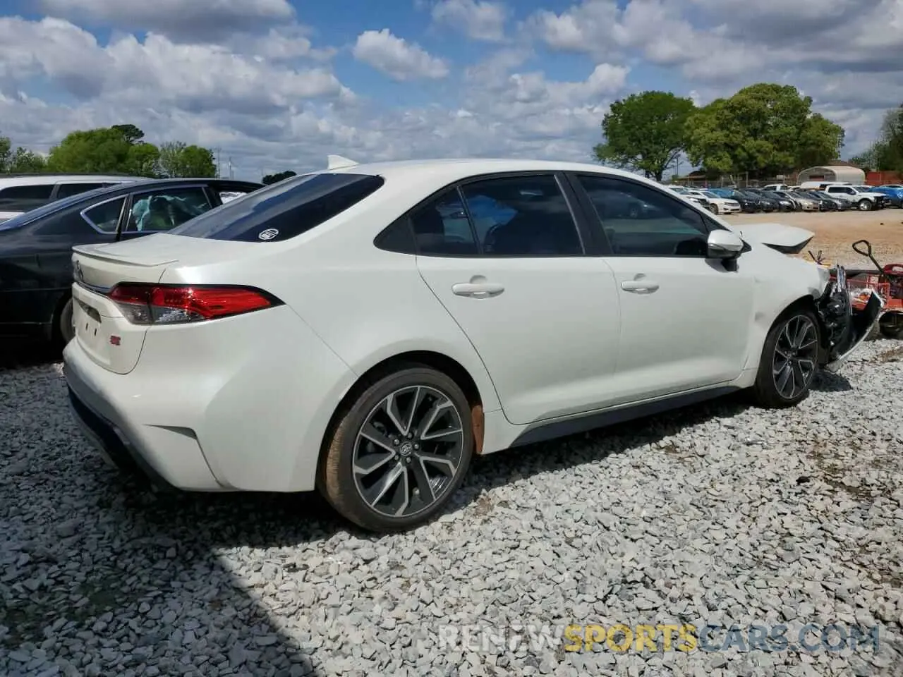 3 Photograph of a damaged car 5YFS4RCE6LP054275 TOYOTA COROLLA 2020