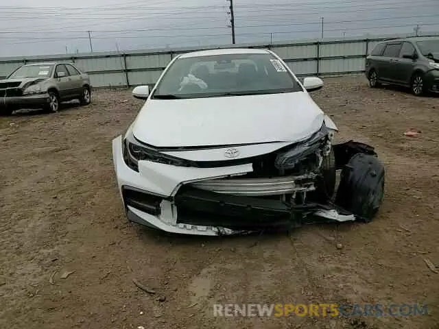 13 Photograph of a damaged car 5YFS4RCE7LP008759 TOYOTA COROLLA 2020