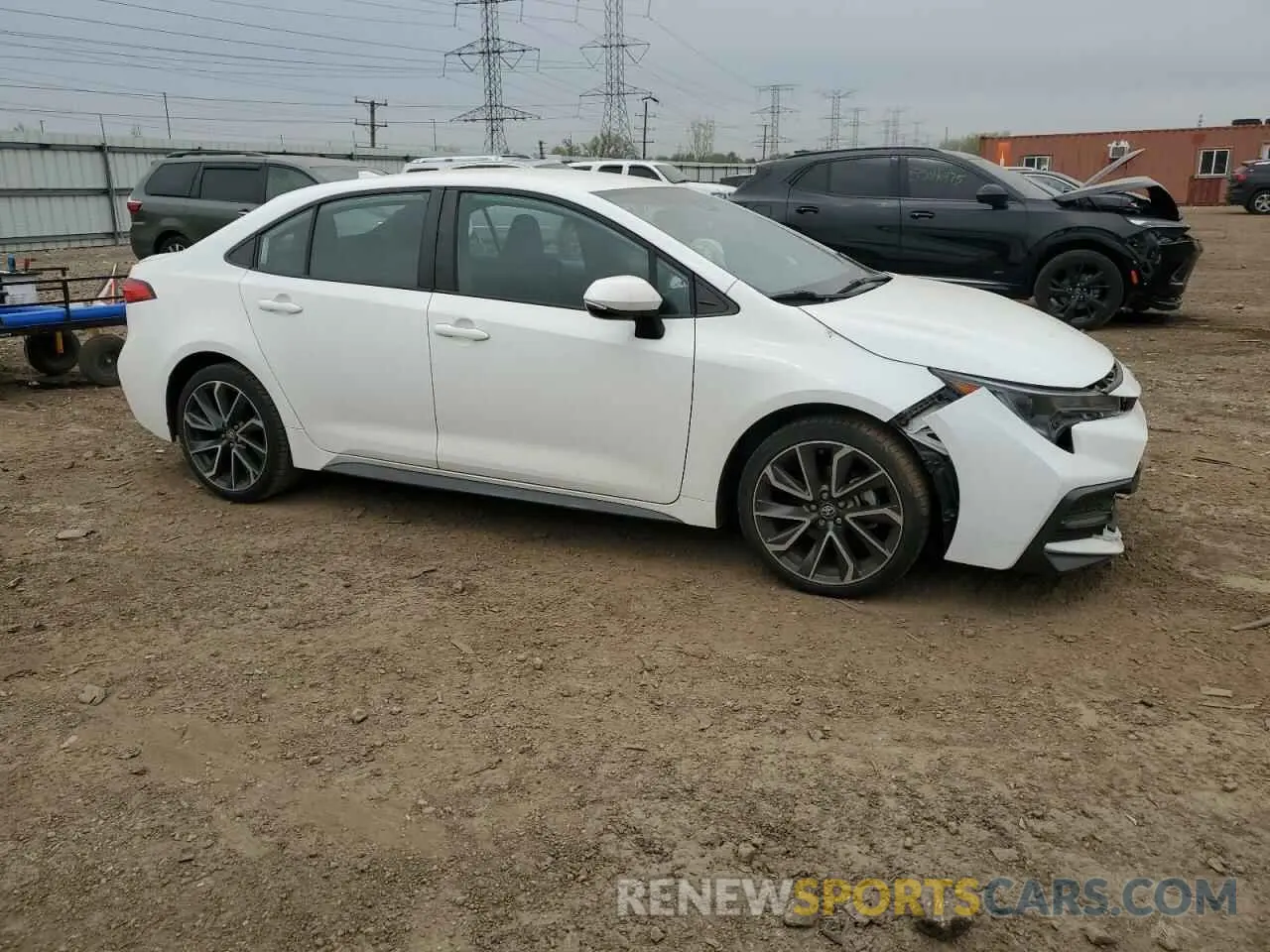 4 Photograph of a damaged car 5YFS4RCE7LP008759 TOYOTA COROLLA 2020