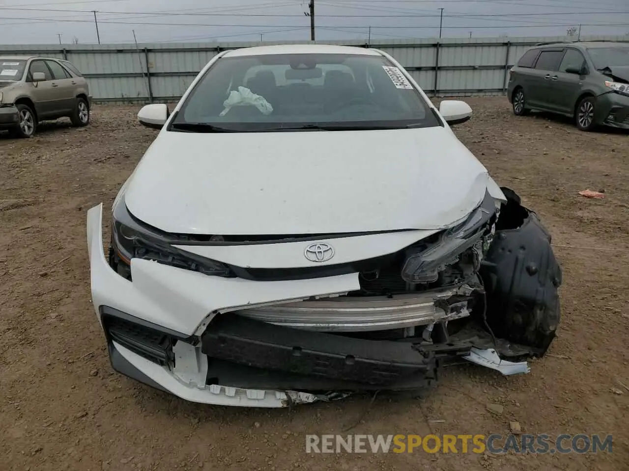 5 Photograph of a damaged car 5YFS4RCE7LP008759 TOYOTA COROLLA 2020