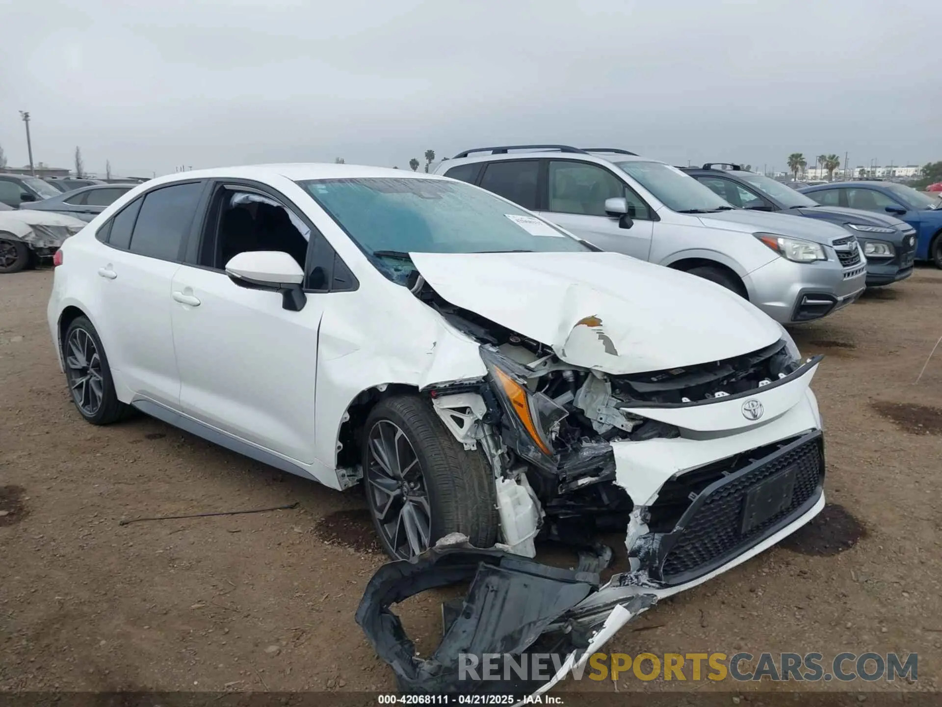 6 Photograph of a damaged car 5YFS4RCE7LP013783 TOYOTA COROLLA 2020