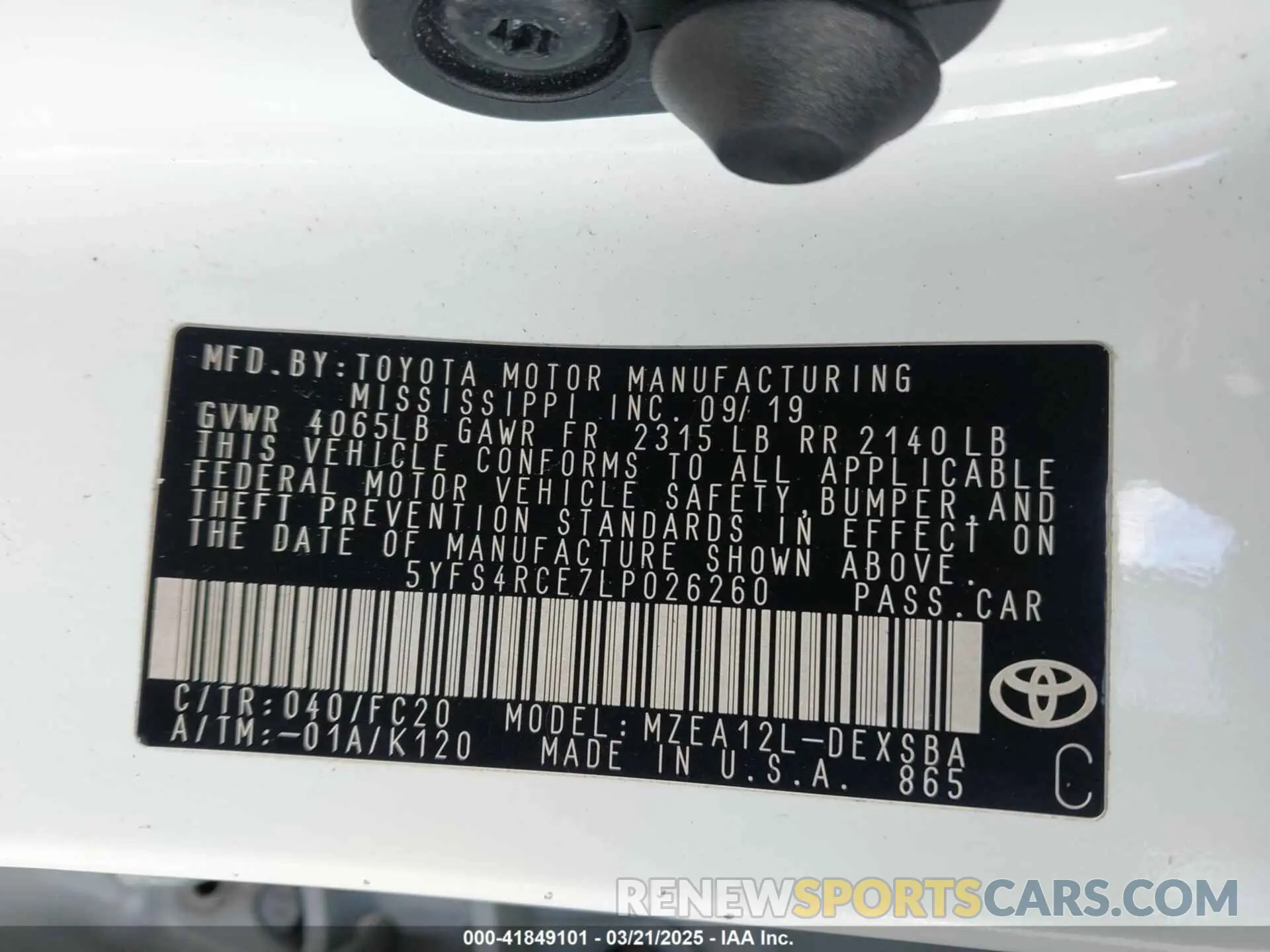 9 Photograph of a damaged car 5YFS4RCE7LP026260 TOYOTA COROLLA 2020