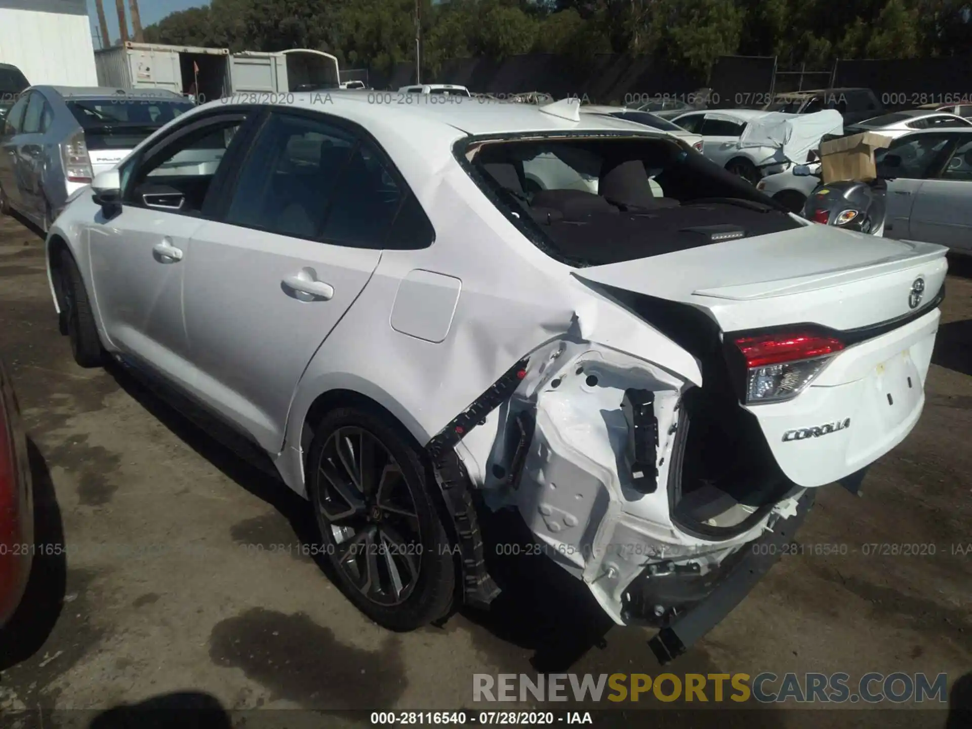 3 Photograph of a damaged car 5YFS4RCE7LP029675 TOYOTA COROLLA 2020