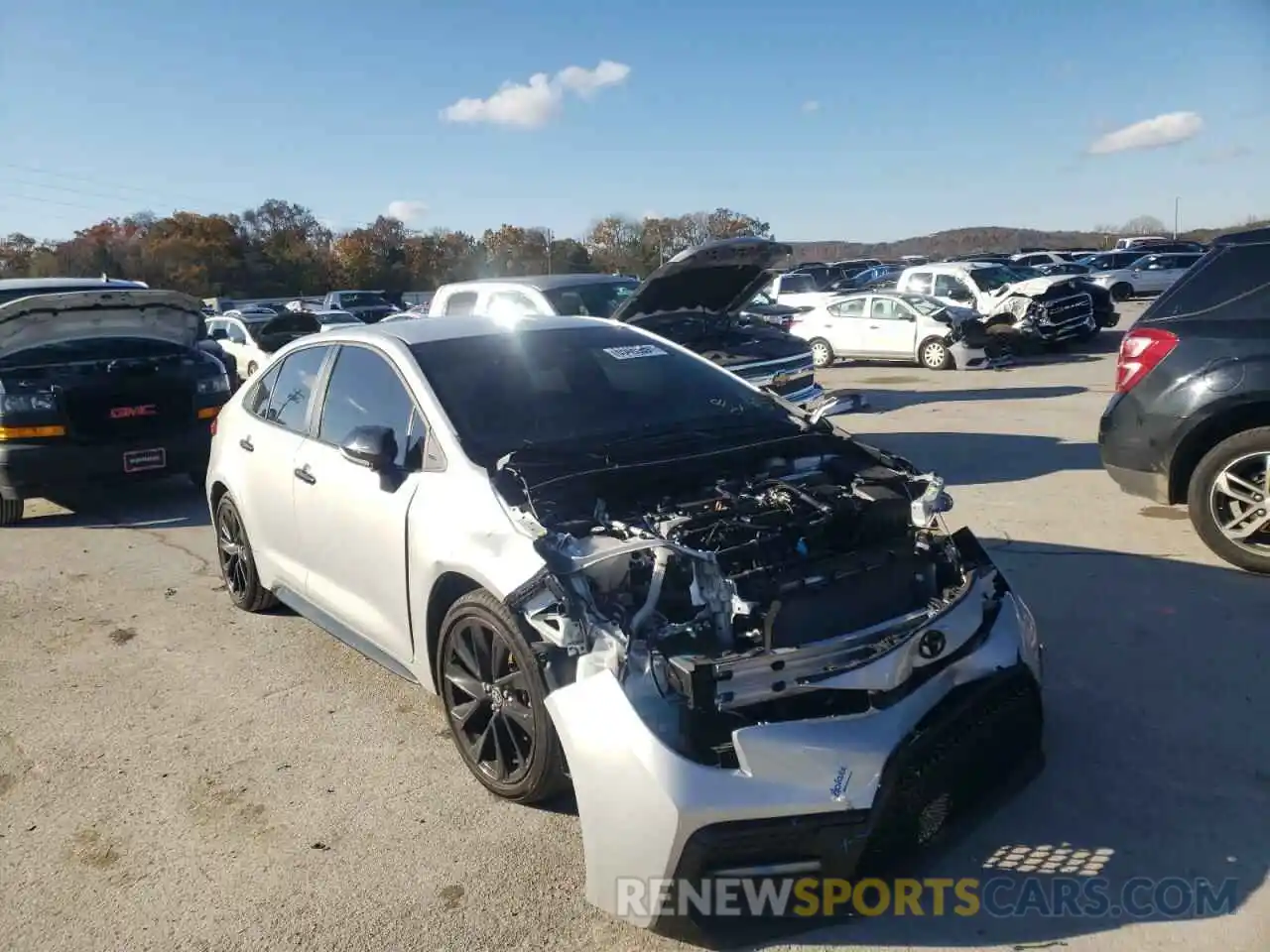 1 Photograph of a damaged car 5YFS4RCE7LP057413 TOYOTA COROLLA 2020