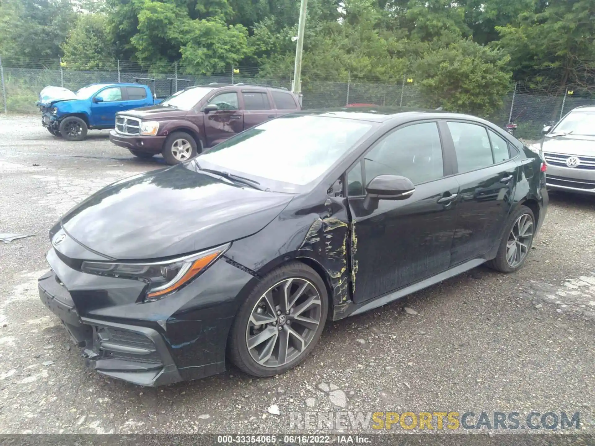 2 Photograph of a damaged car 5YFS4RCE8LP012447 TOYOTA COROLLA 2020