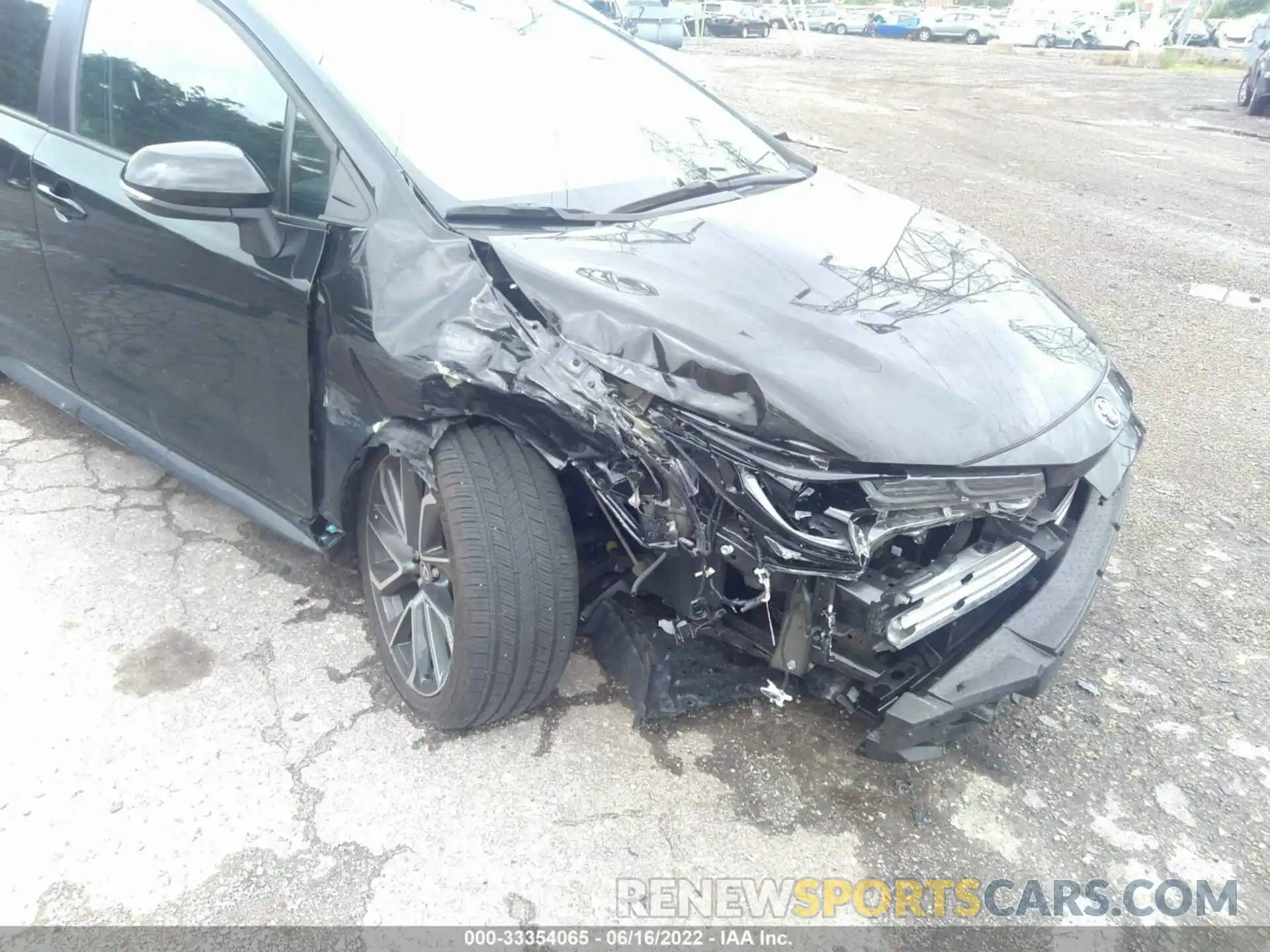 6 Photograph of a damaged car 5YFS4RCE8LP012447 TOYOTA COROLLA 2020