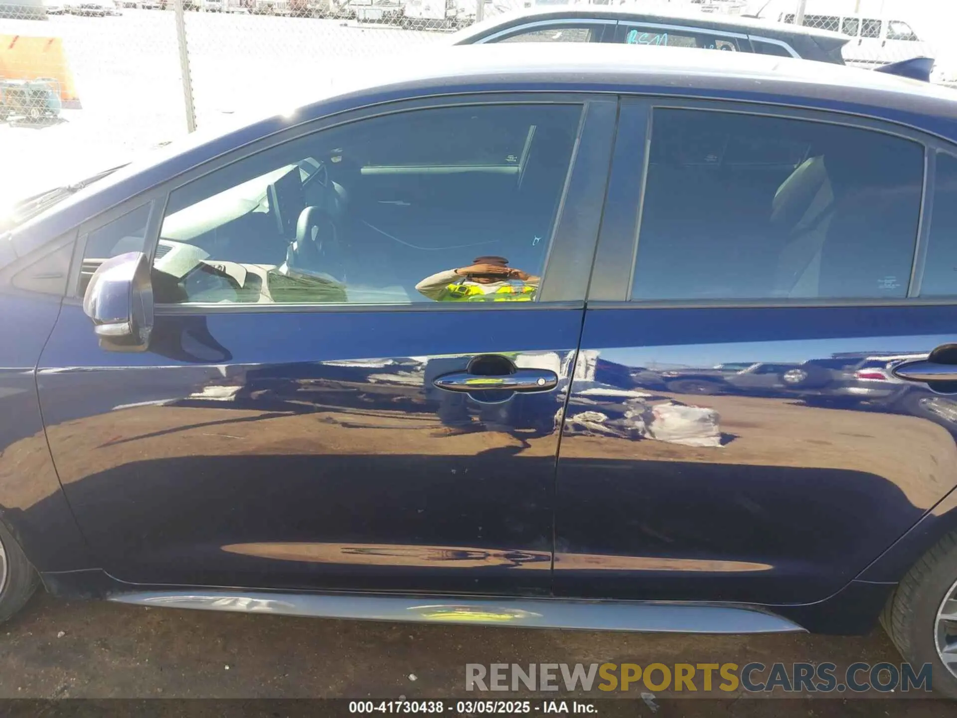 14 Photograph of a damaged car 5YFS4RCE8LP029457 TOYOTA COROLLA 2020