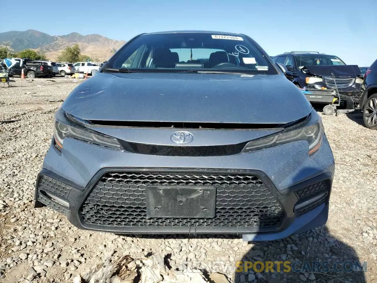 5 Photograph of a damaged car 5YFS4RCE8LP033069 TOYOTA COROLLA 2020