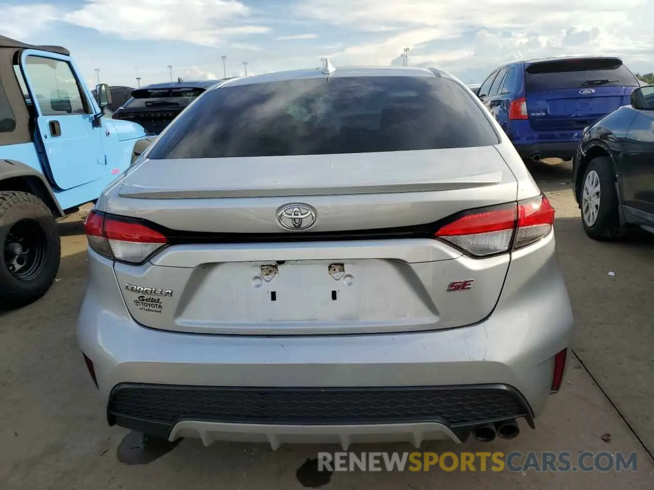 6 Photograph of a damaged car 5YFS4RCE8LP034240 TOYOTA COROLLA 2020