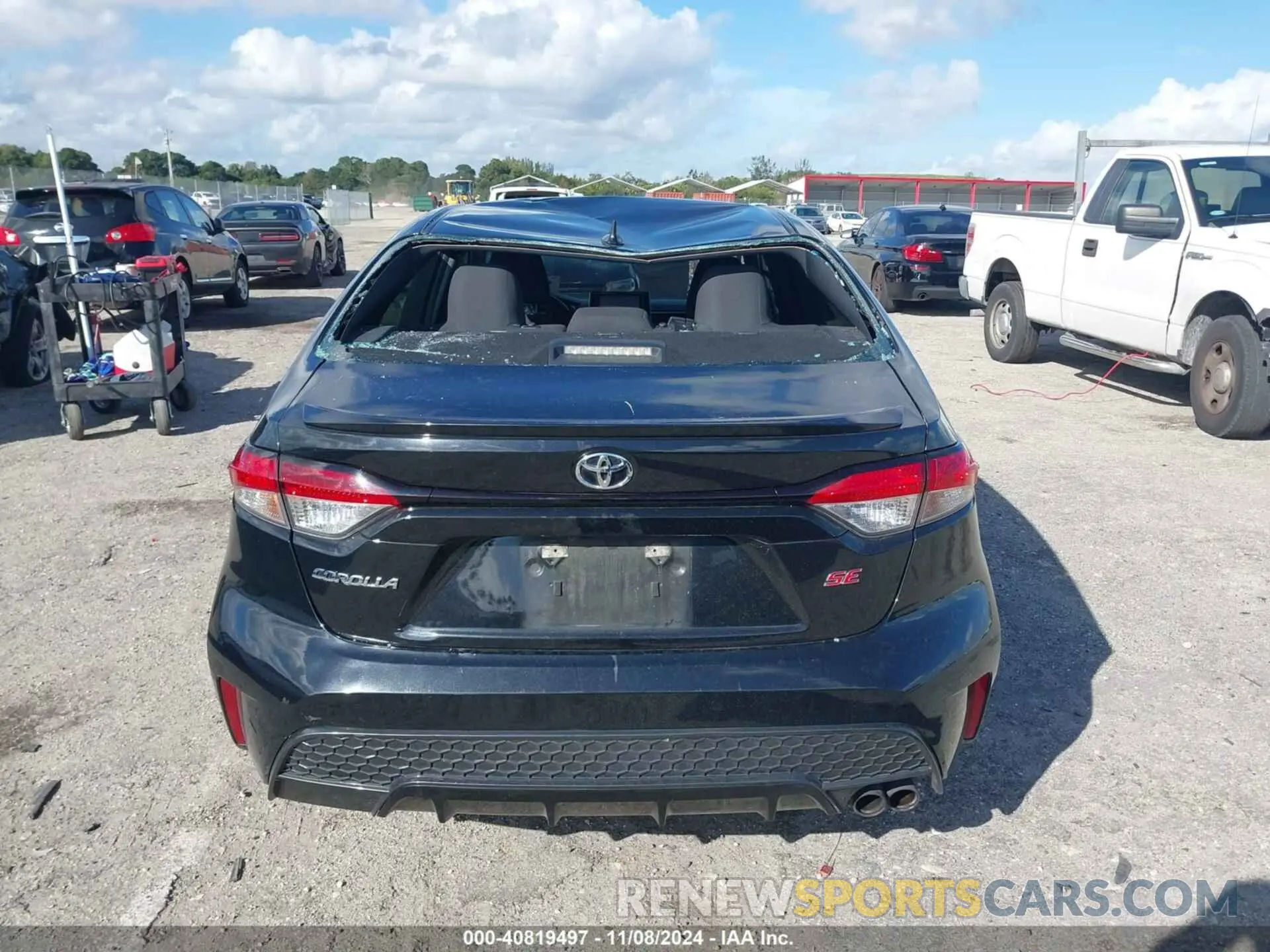 16 Photograph of a damaged car 5YFS4RCE8LP043584 TOYOTA COROLLA 2020
