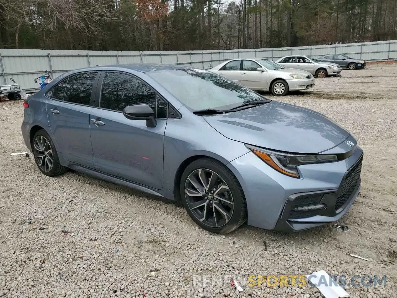4 Photograph of a damaged car 5YFS4RCE8LP043648 TOYOTA COROLLA 2020
