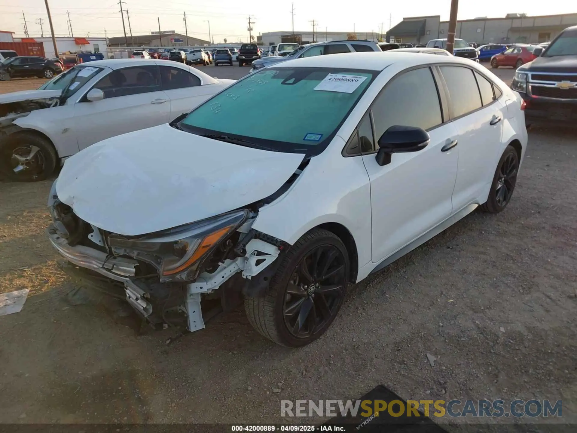 2 Photograph of a damaged car 5YFS4RCE8LP053595 TOYOTA COROLLA 2020