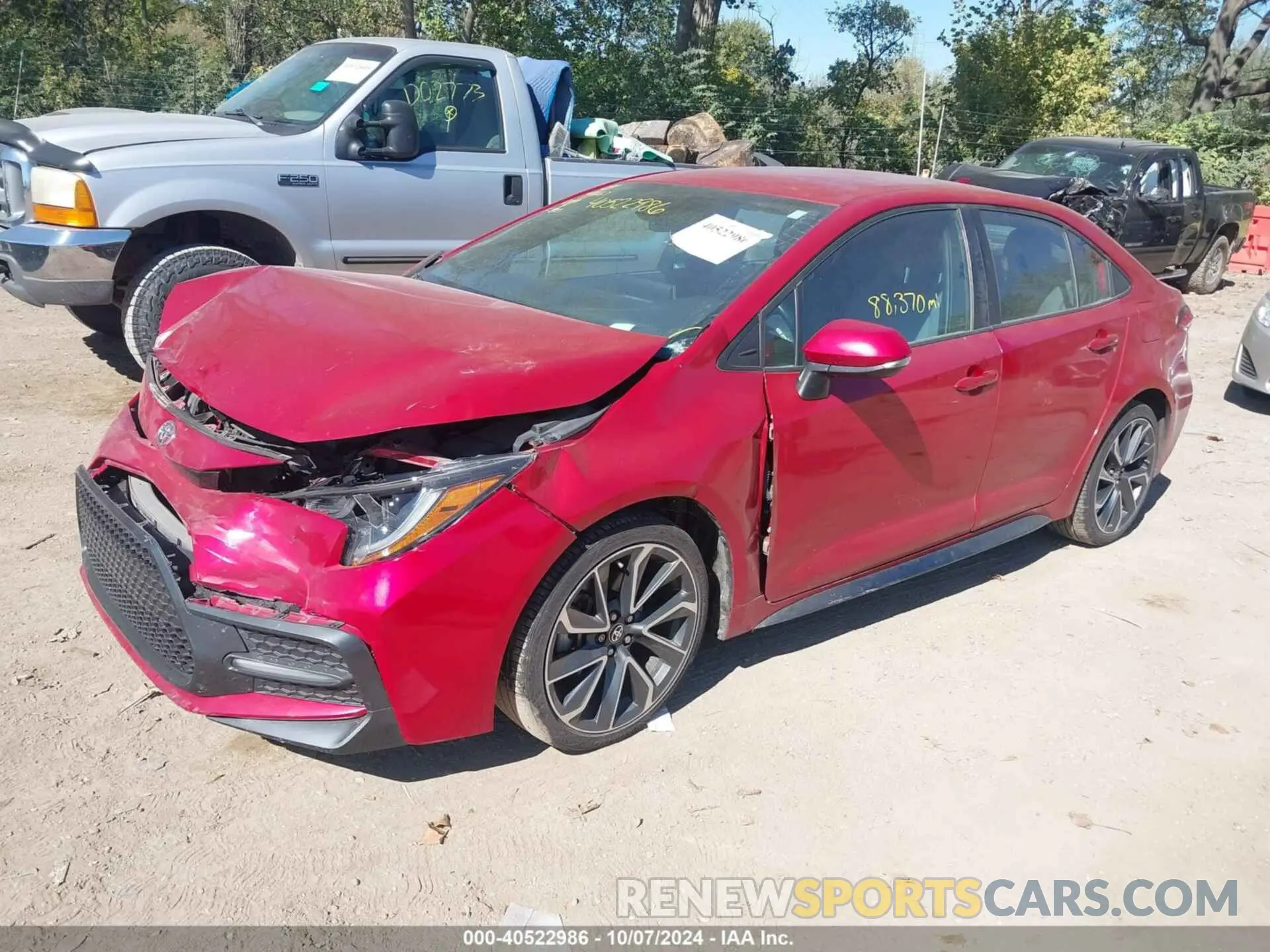2 Photograph of a damaged car 5YFS4RCE9LP001327 TOYOTA COROLLA 2020