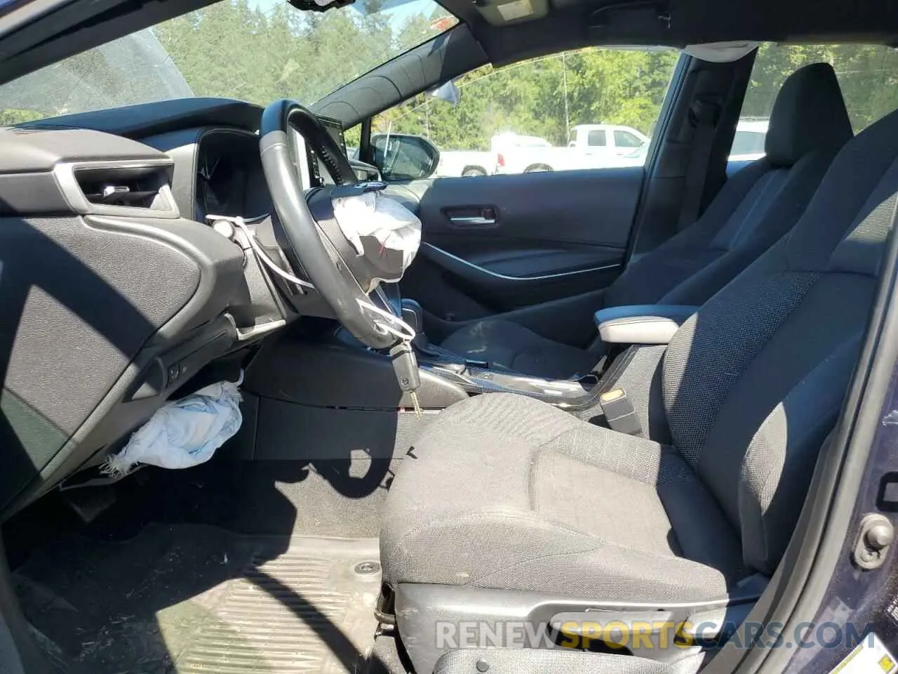7 Photograph of a damaged car 5YFS4RCE9LP015972 TOYOTA COROLLA 2020