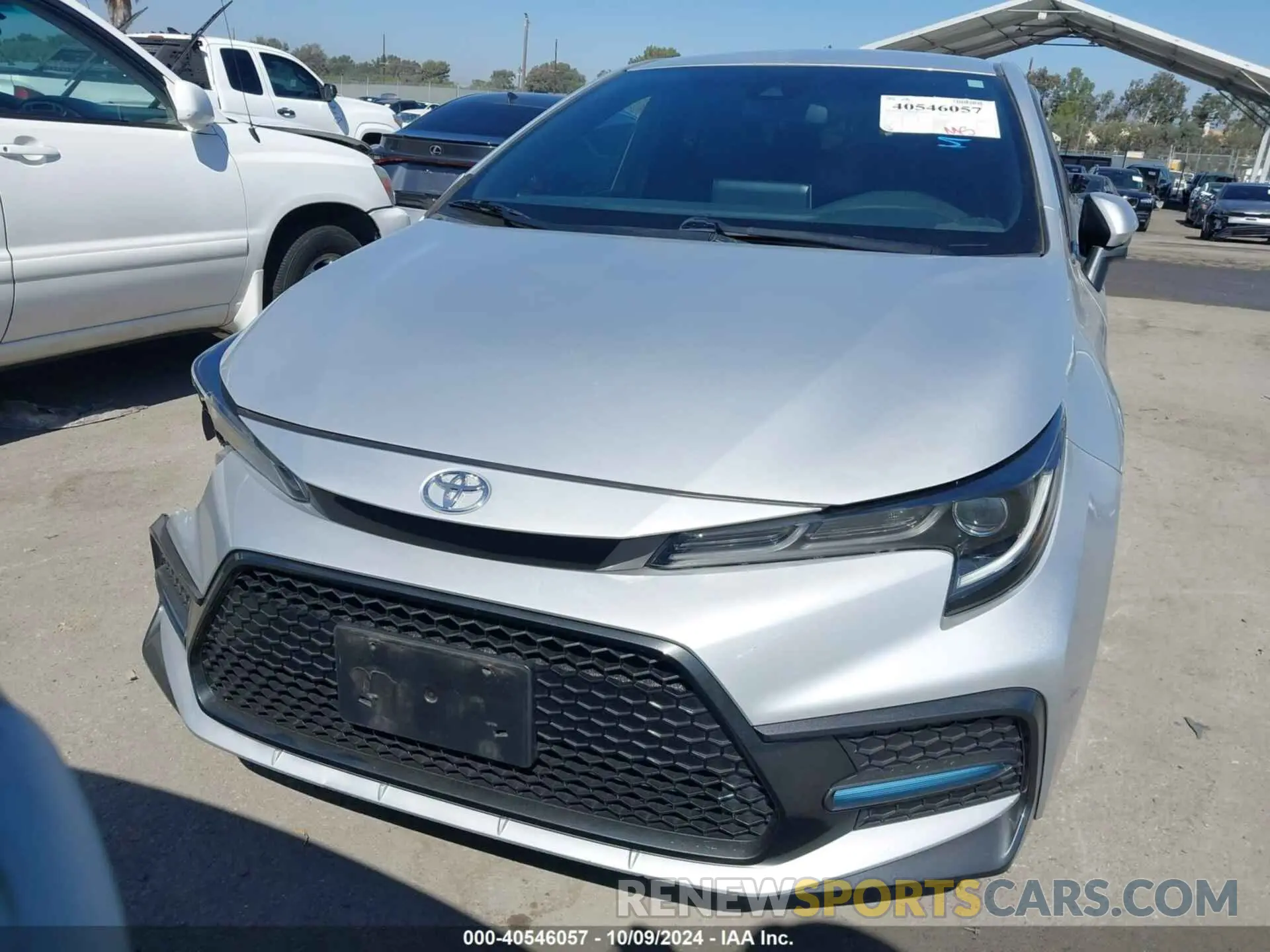 12 Photograph of a damaged car 5YFS4RCE9LP016992 TOYOTA COROLLA 2020