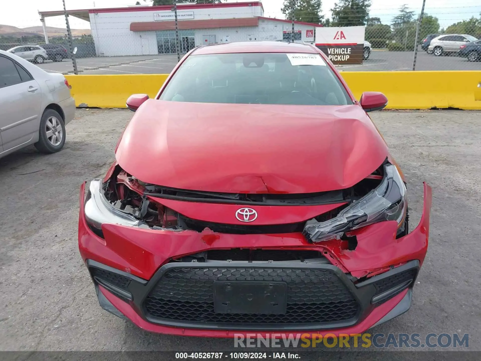 12 Photograph of a damaged car 5YFS4RCE9LP022789 TOYOTA COROLLA 2020
