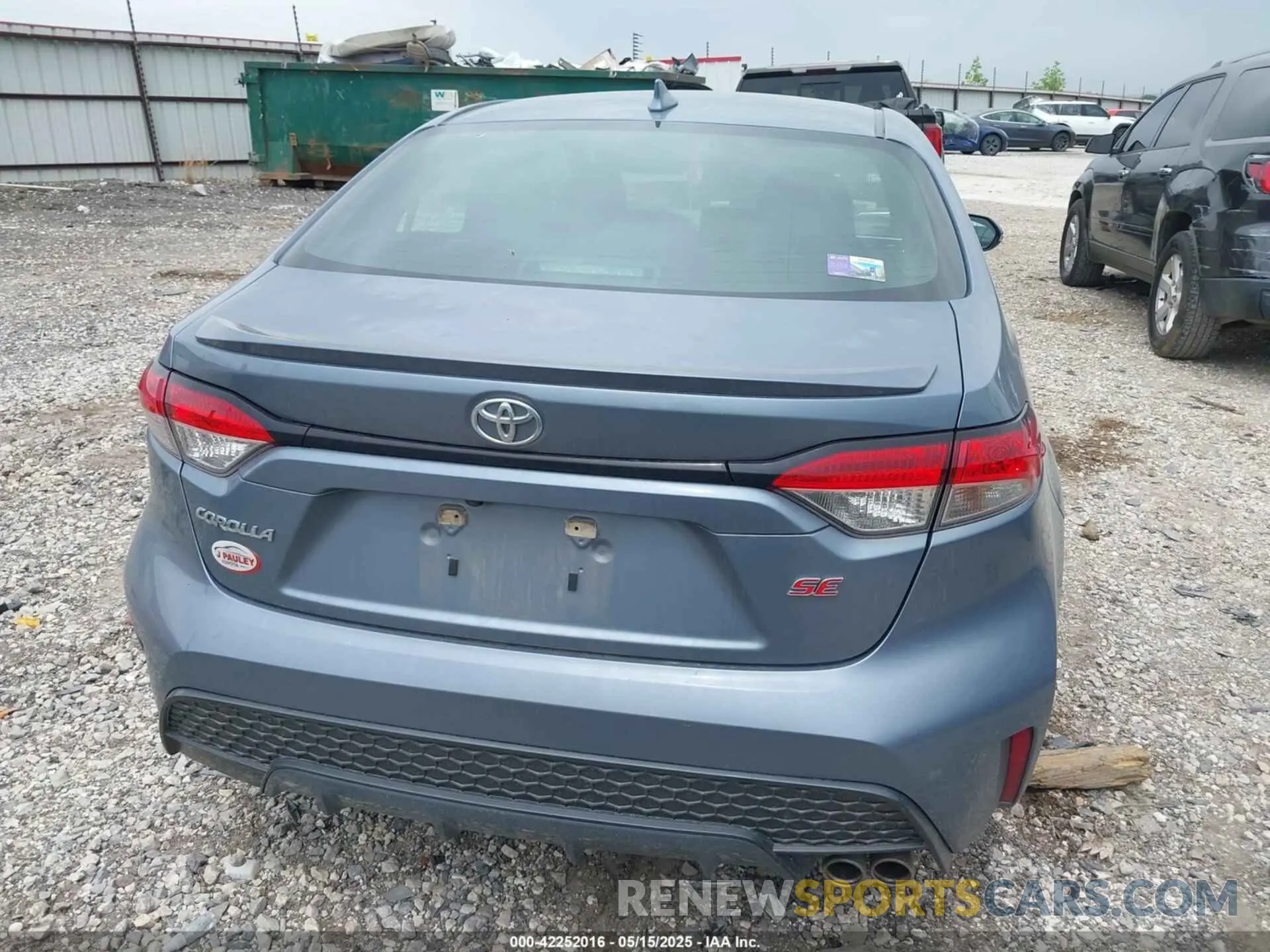 16 Photograph of a damaged car 5YFS4RCE9LP023215 TOYOTA COROLLA 2020