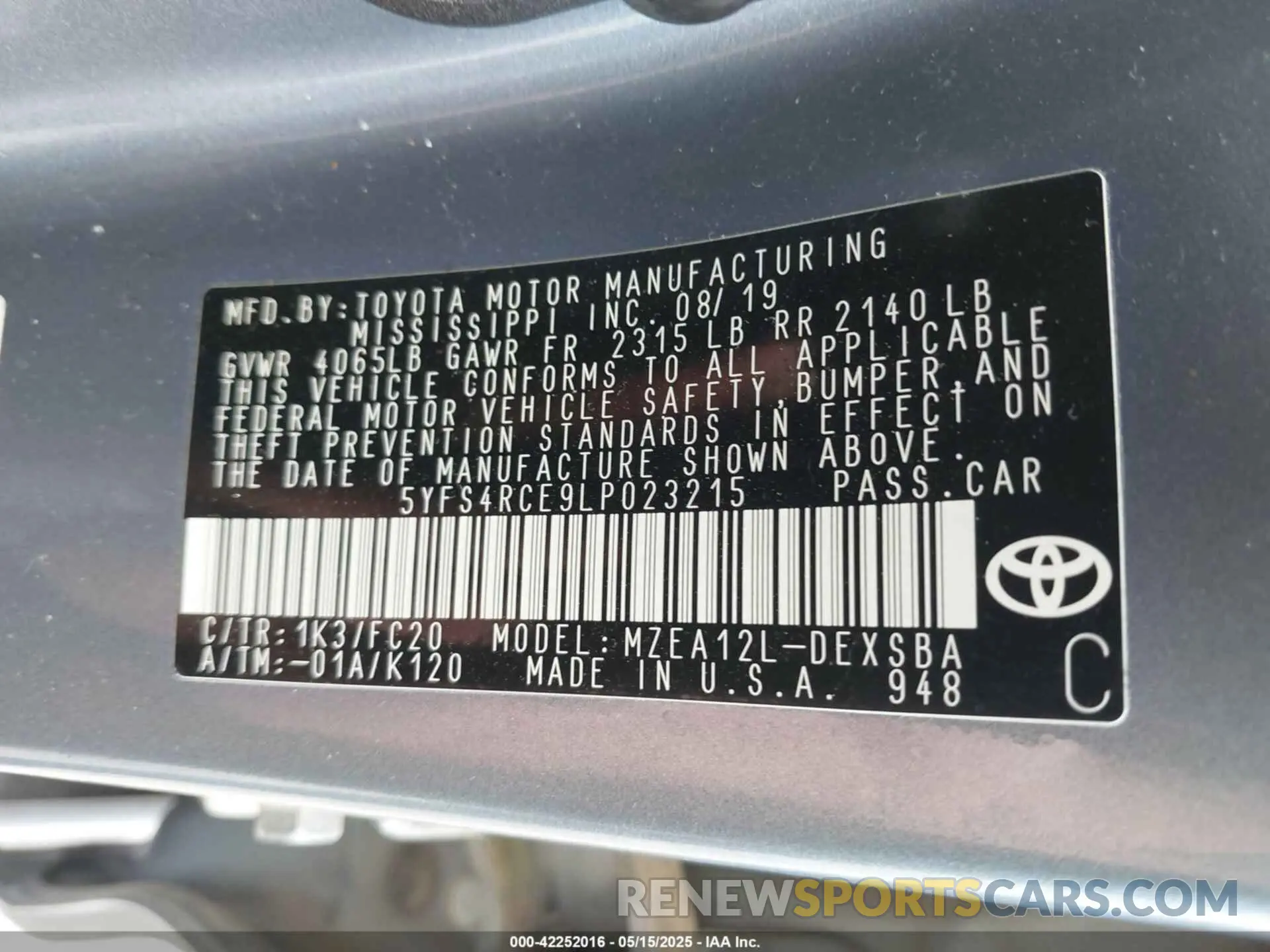 9 Photograph of a damaged car 5YFS4RCE9LP023215 TOYOTA COROLLA 2020