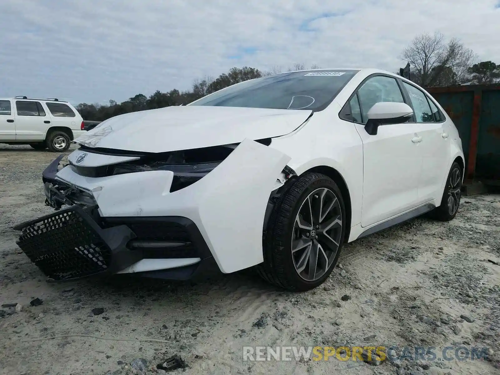 2 Photograph of a damaged car 5YFS4RCE9LP024364 TOYOTA COROLLA 2020