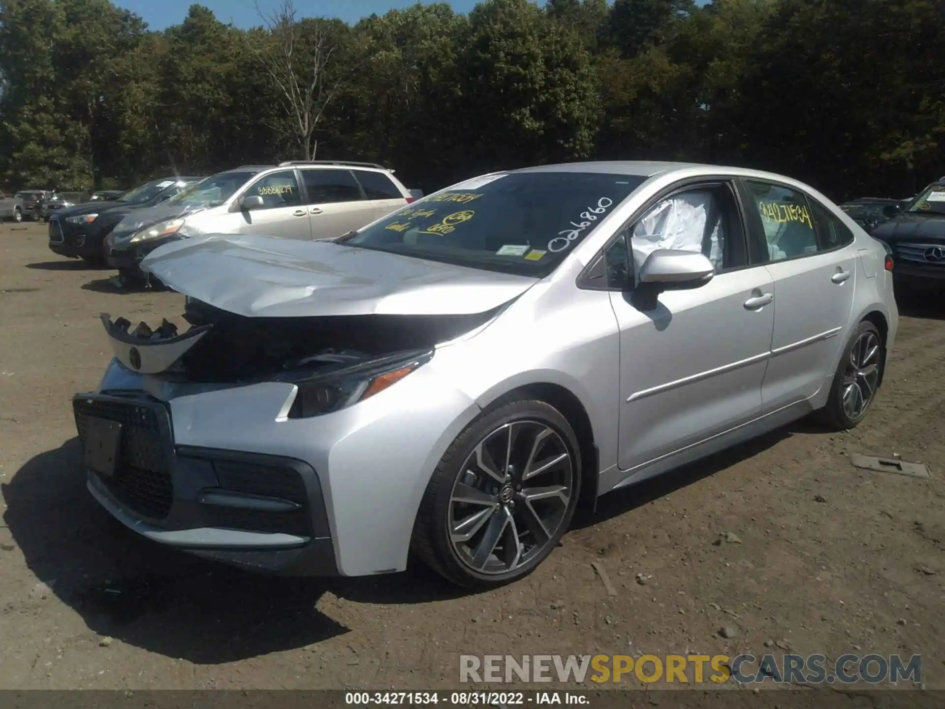 2 Photograph of a damaged car 5YFS4RCE9LP026860 TOYOTA COROLLA 2020