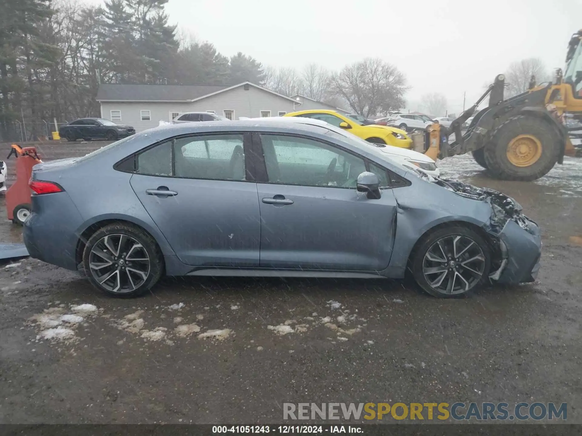 14 Photograph of a damaged car 5YFS4RCE9LP027779 TOYOTA COROLLA 2020