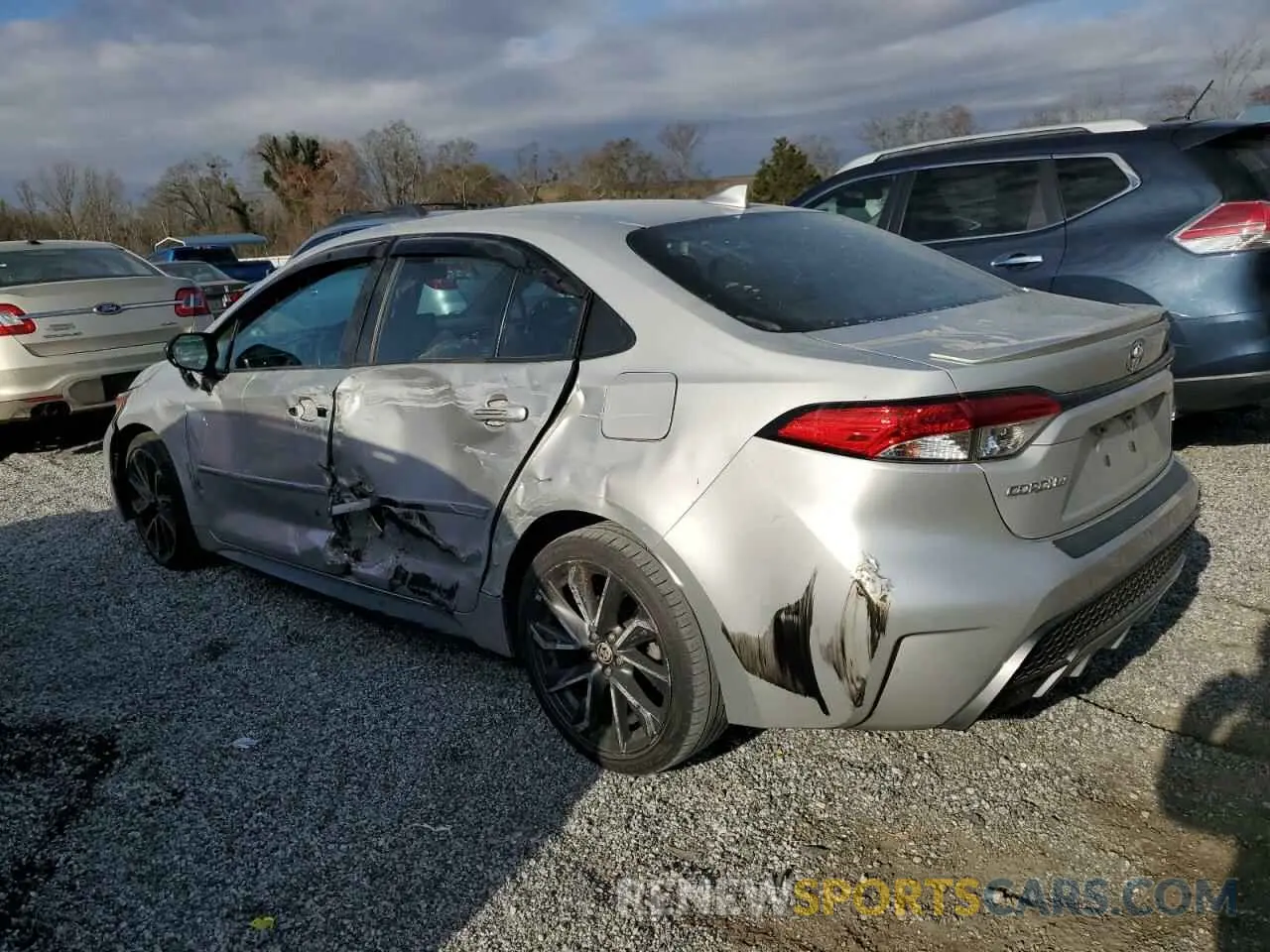 2 Photograph of a damaged car 5YFS4RCE9LP029161 TOYOTA COROLLA 2020
