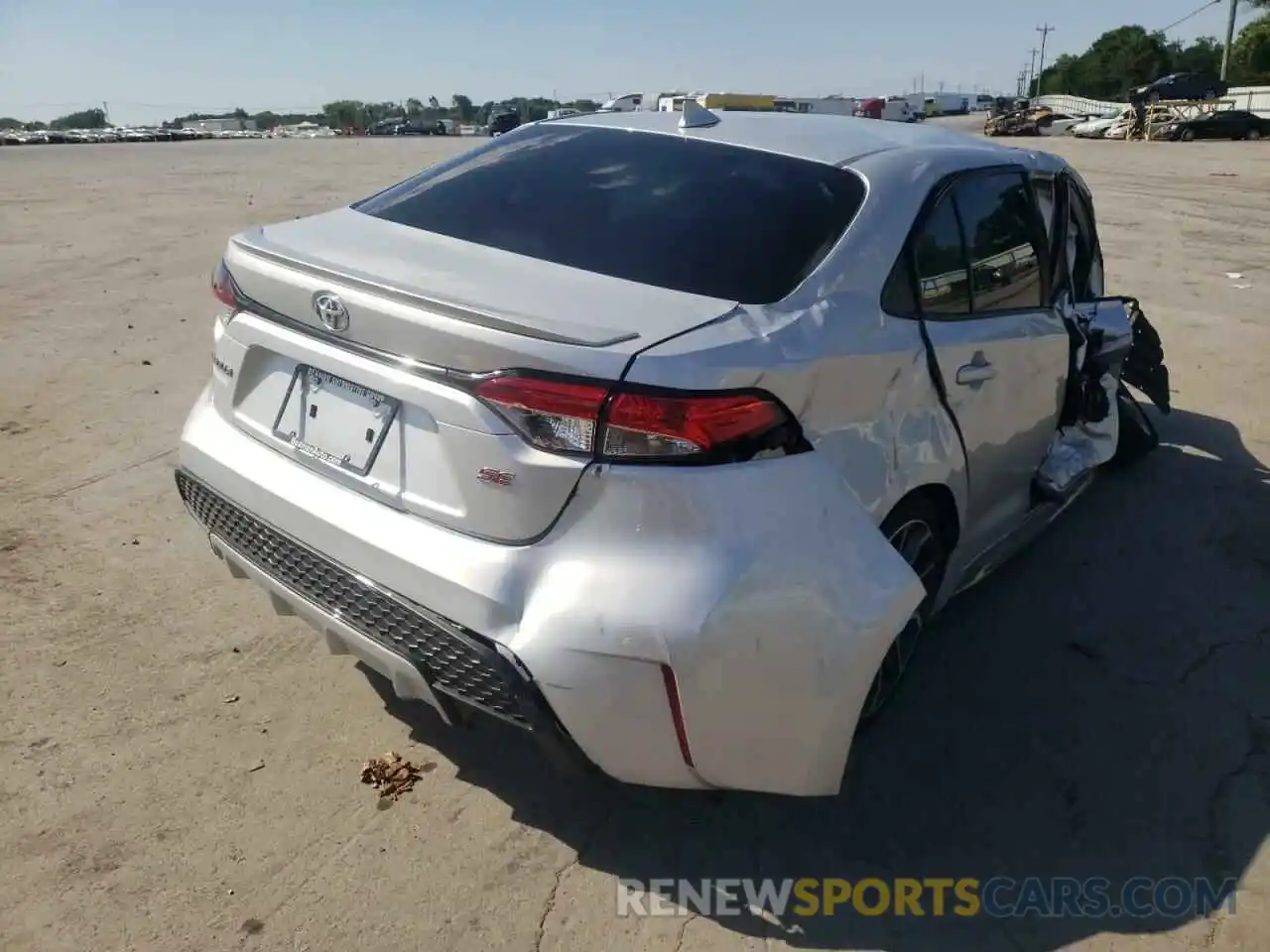 4 Photograph of a damaged car 5YFS4RCE9LP031783 TOYOTA COROLLA 2020