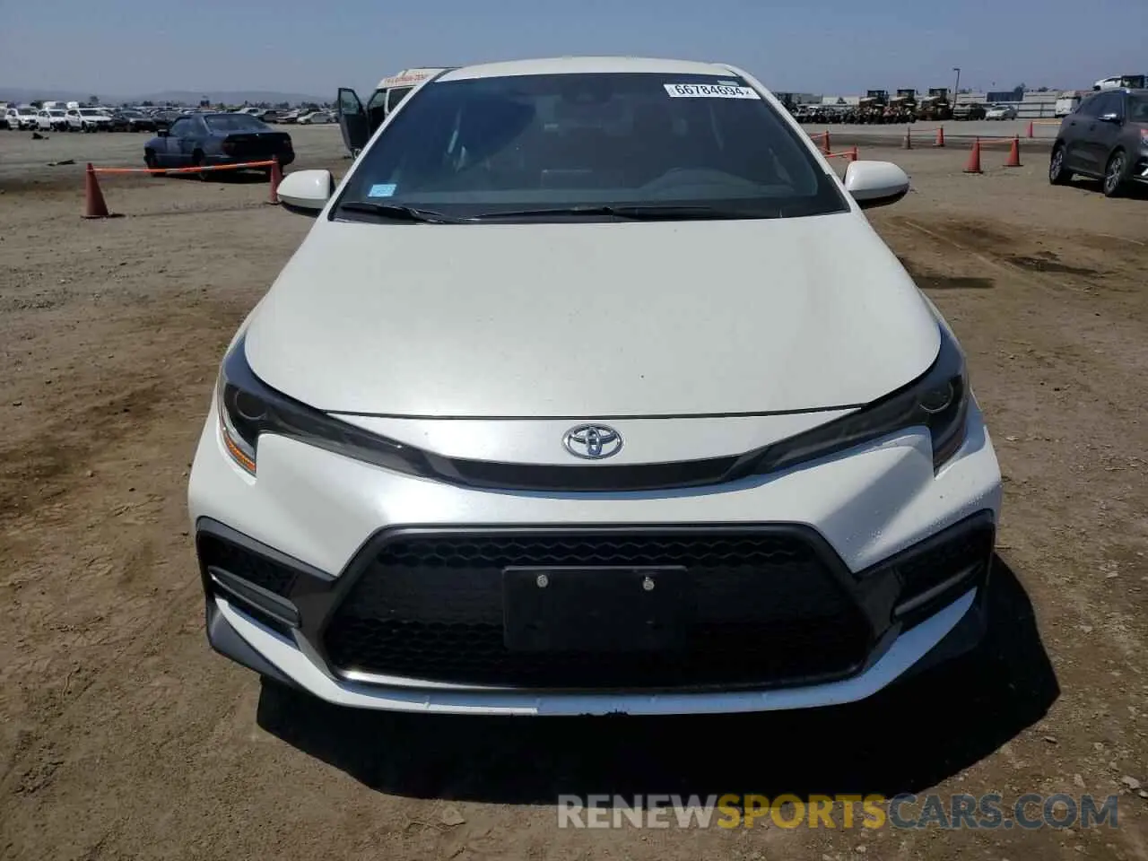 5 Photograph of a damaged car 5YFS4RCE9LP035008 TOYOTA COROLLA 2020