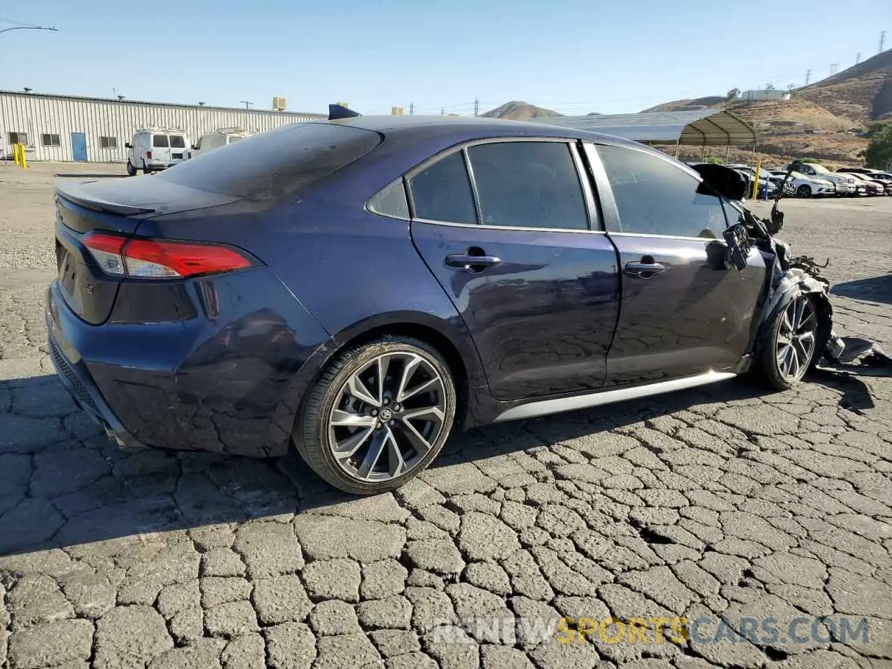 3 Photograph of a damaged car 5YFS4RCE9LP035025 TOYOTA COROLLA 2020