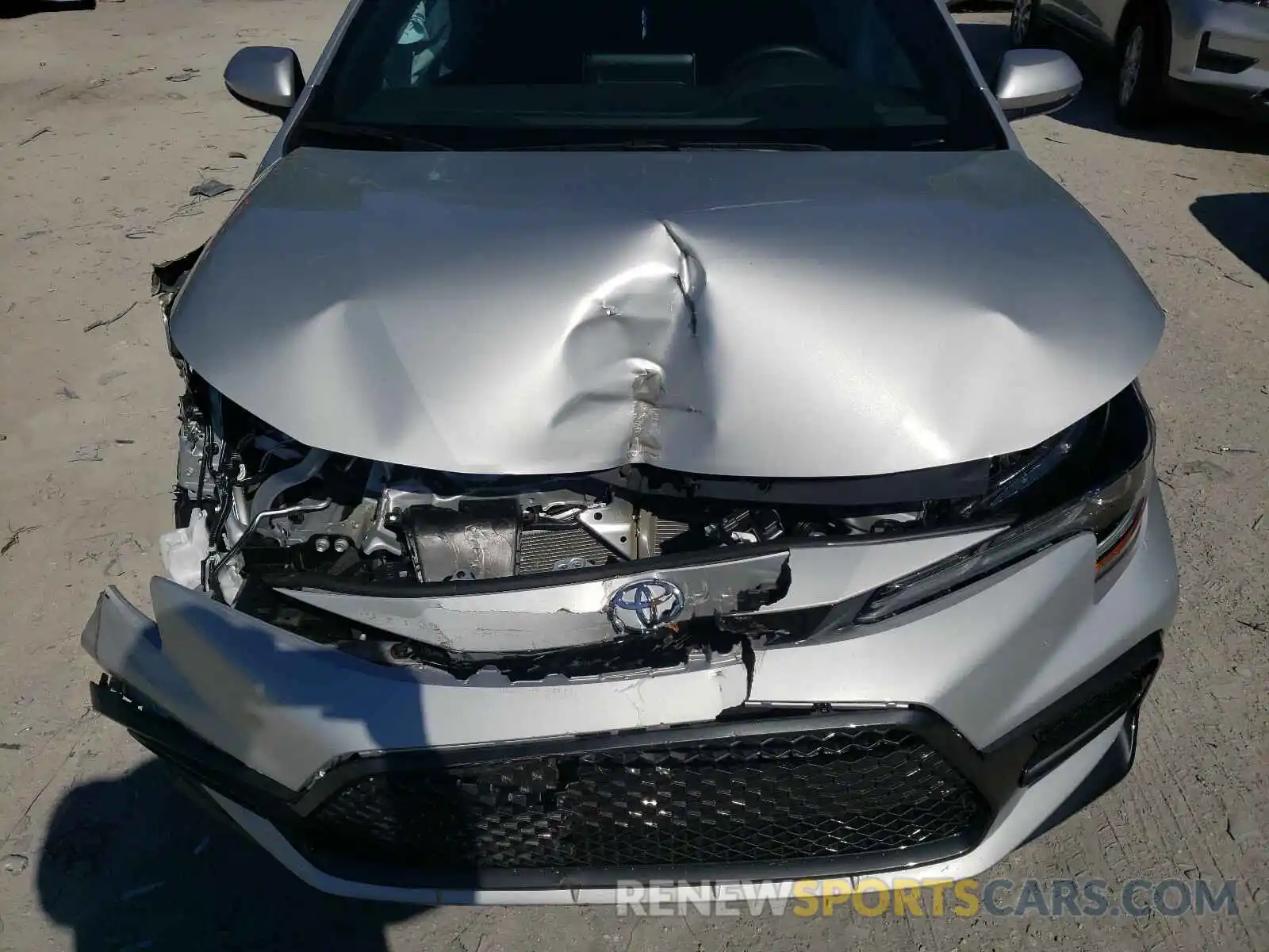 7 Photograph of a damaged car 5YFS4RCE9LP048213 TOYOTA COROLLA 2020