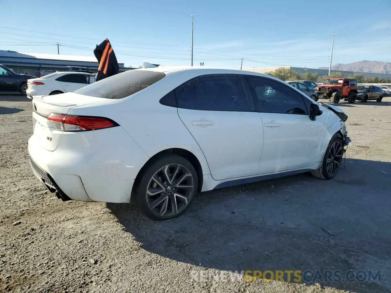 3 Photograph of a damaged car 5YFS4RCE9LP050320 TOYOTA COROLLA 2020