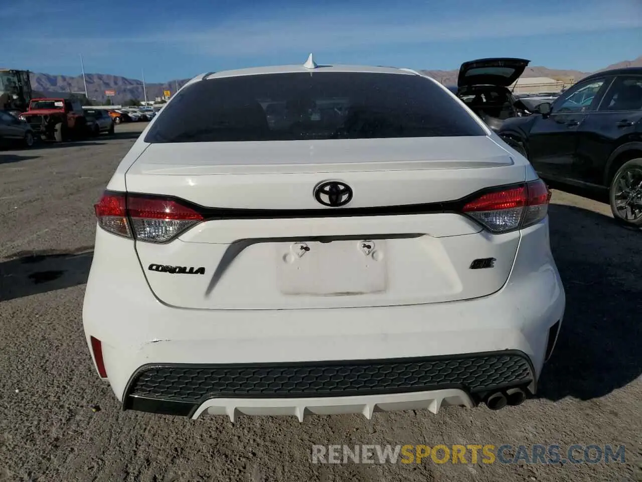 6 Photograph of a damaged car 5YFS4RCE9LP050320 TOYOTA COROLLA 2020