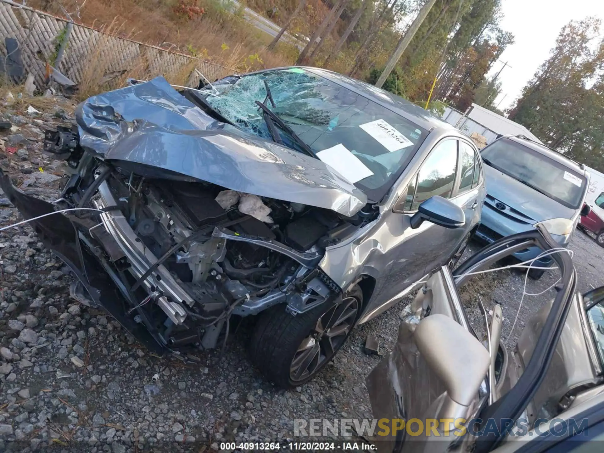 2 Photograph of a damaged car 5YFS4RCE9LP051712 TOYOTA COROLLA 2020