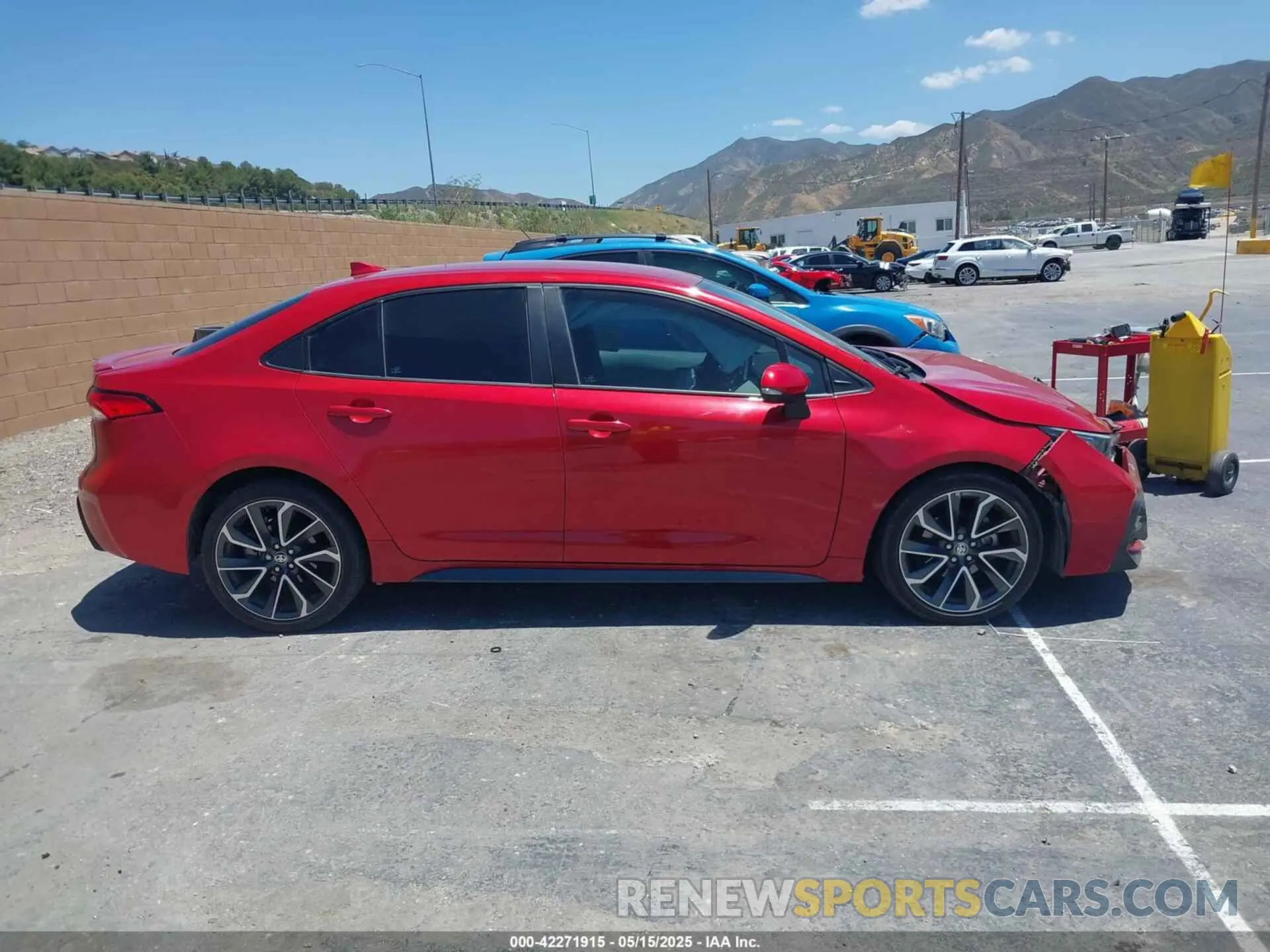 13 Photograph of a damaged car 5YFS4RCEXLP012336 TOYOTA COROLLA 2020
