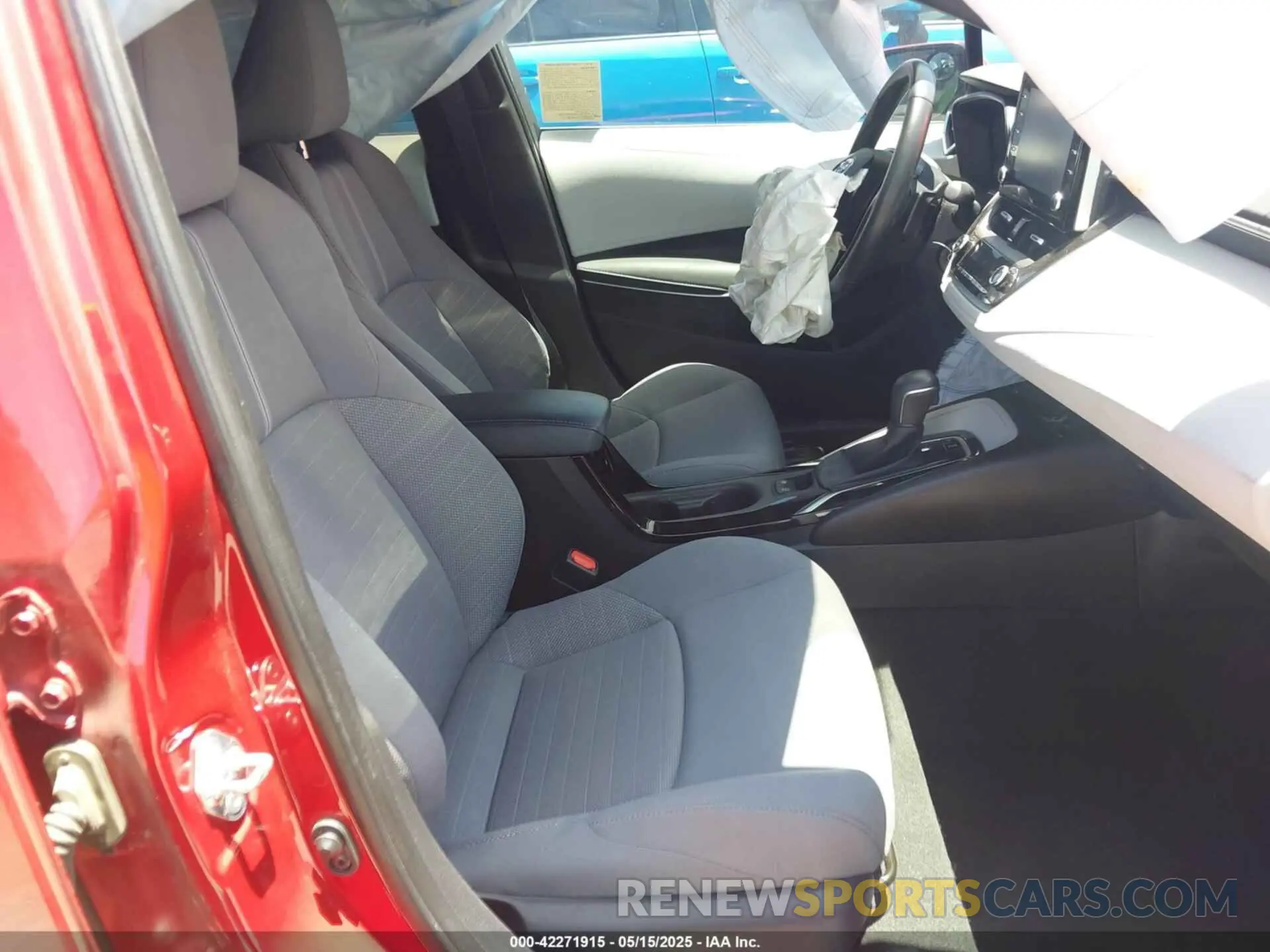 5 Photograph of a damaged car 5YFS4RCEXLP012336 TOYOTA COROLLA 2020