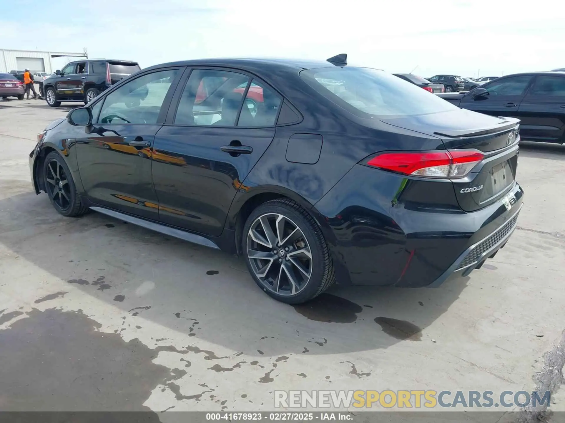 3 Photograph of a damaged car 5YFS4RCEXLP039729 TOYOTA COROLLA 2020