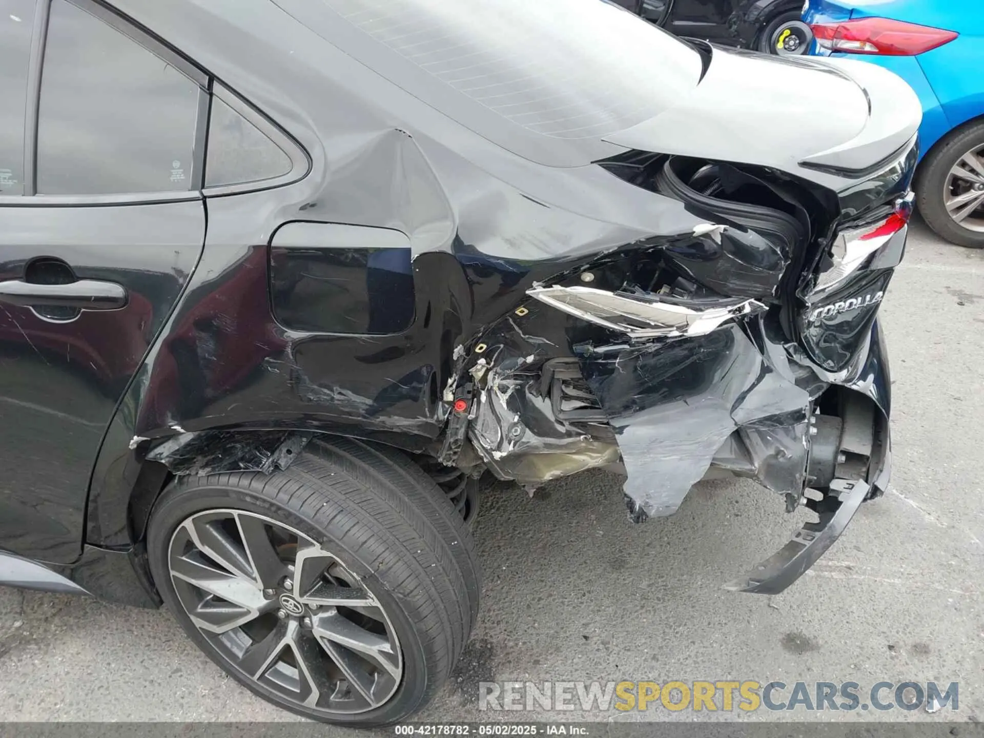 6 Photograph of a damaged car 5YFS4RCEXLP040363 TOYOTA COROLLA 2020