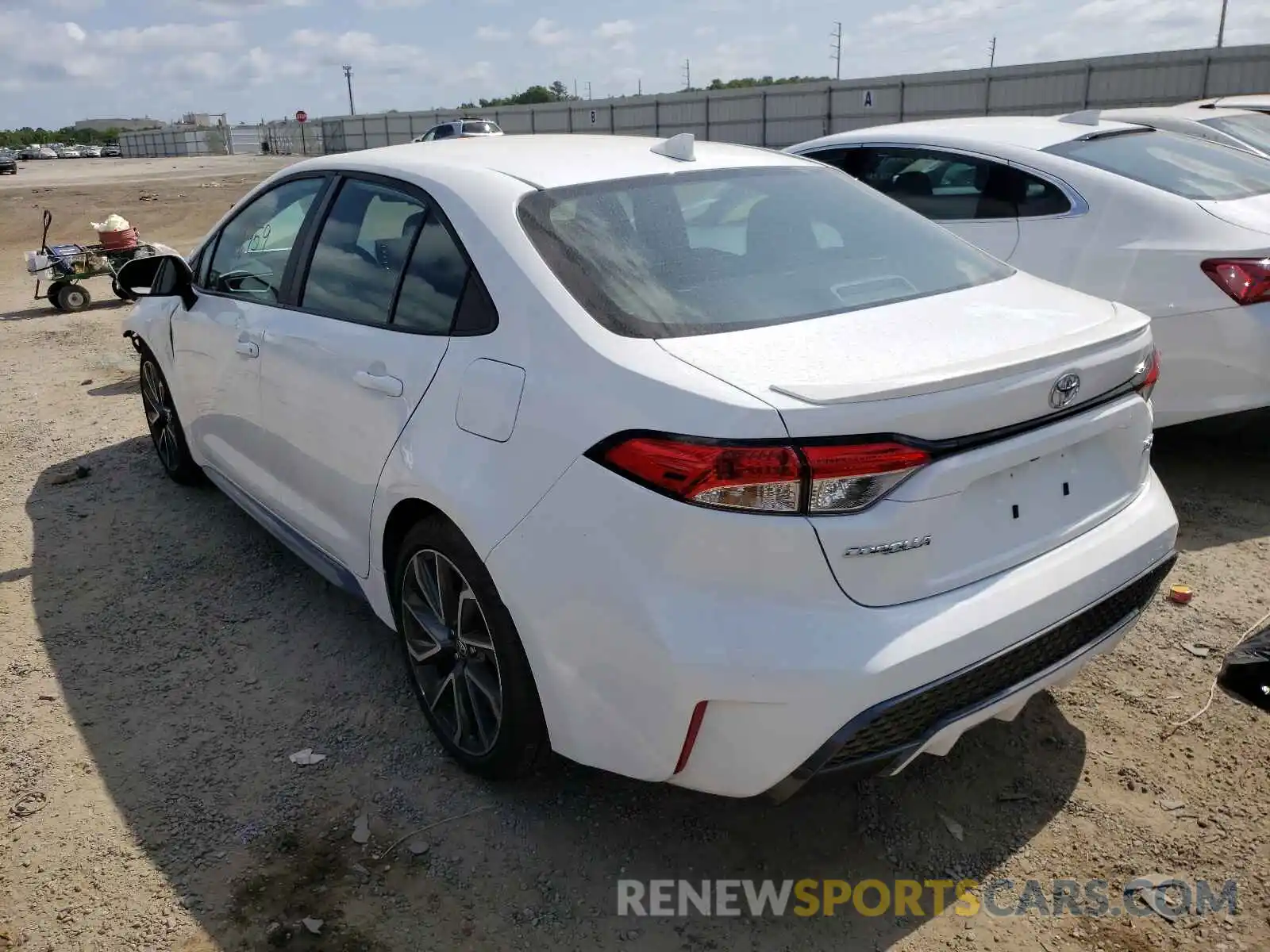 3 Photograph of a damaged car 5YFS4RCEXLP042579 TOYOTA COROLLA 2020